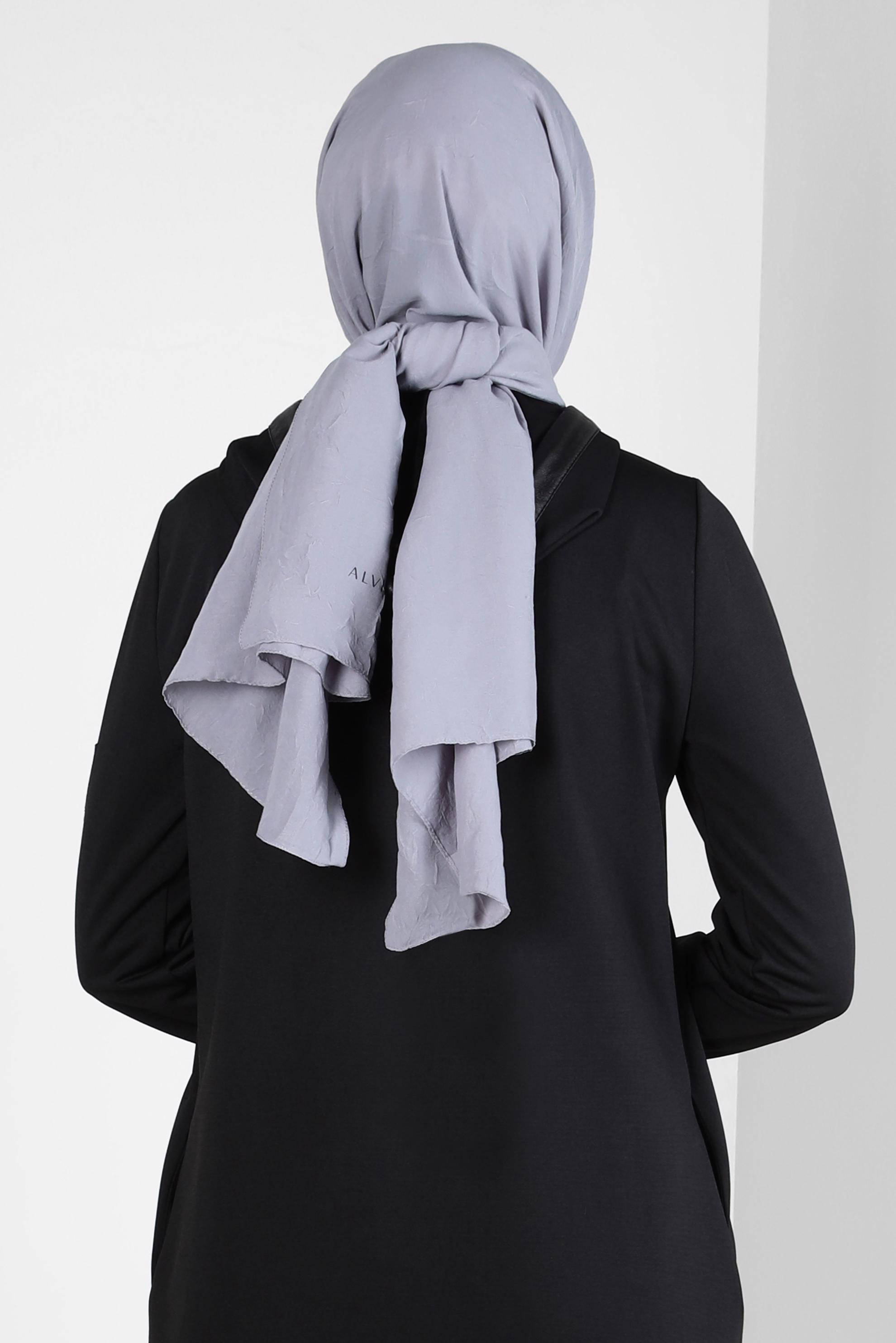 Tesettür giyim GÜMÜŞ ALVİNA BAMBU KRAŞ ŞAL 8301