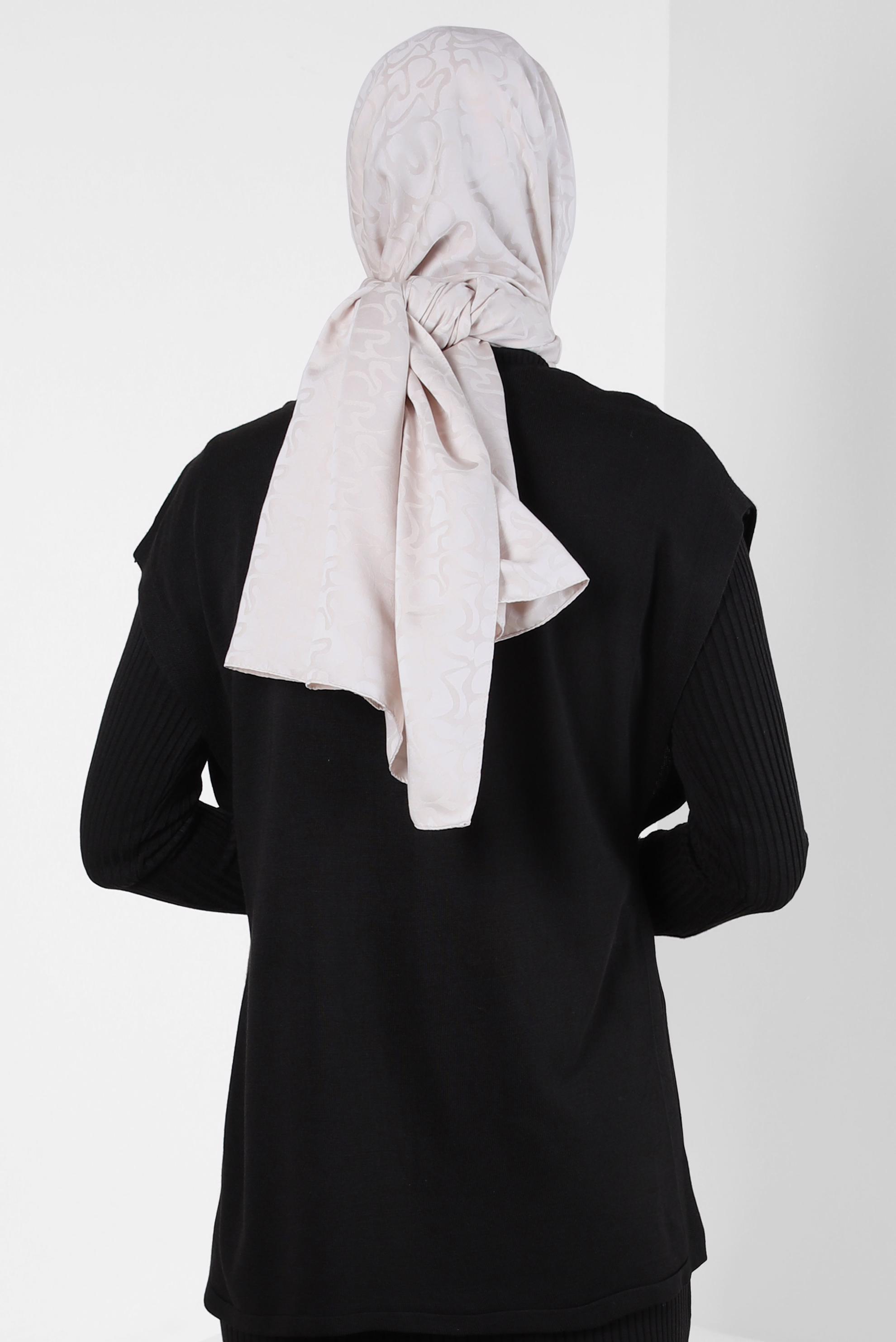 Tesettür giyim BEJ ALVİNA JAKAR ŞAL 8306