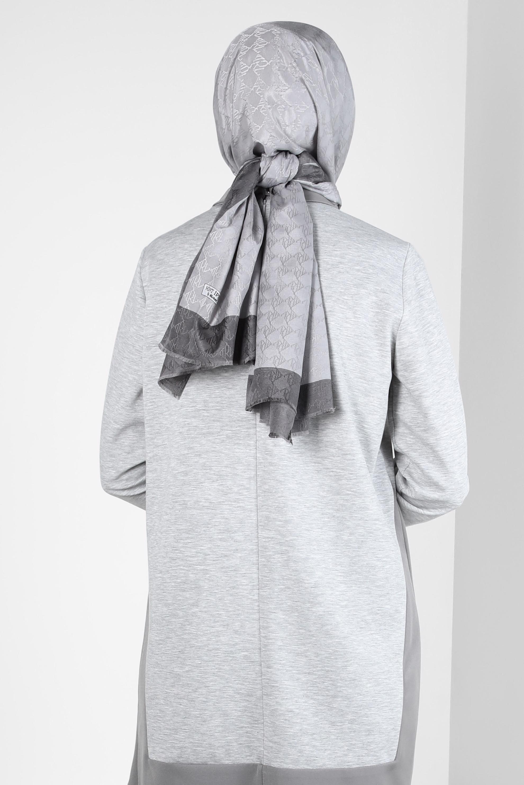 Tesettür giyim GÜMÜŞ ALVİNA JAKARLI ŞAL 8307