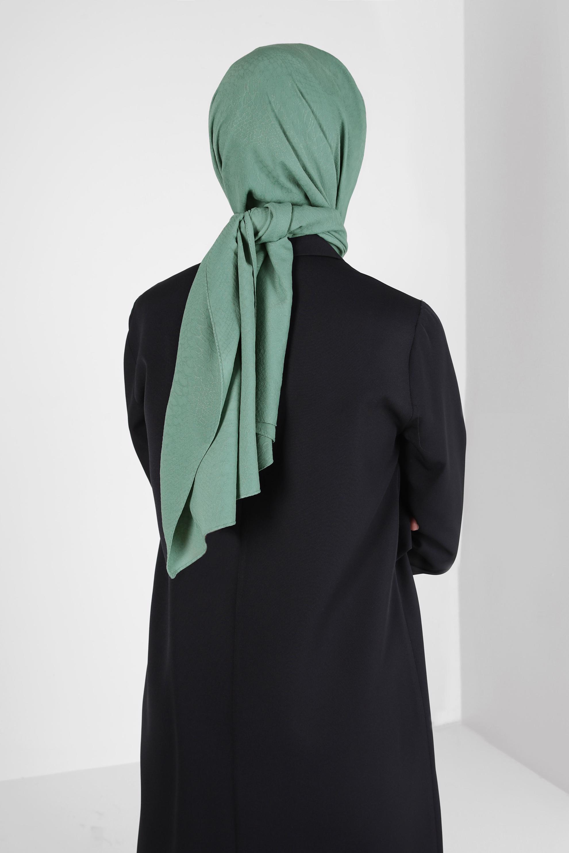 Tesettür giyim YEŞİL ALVİNA ŞAL 8310