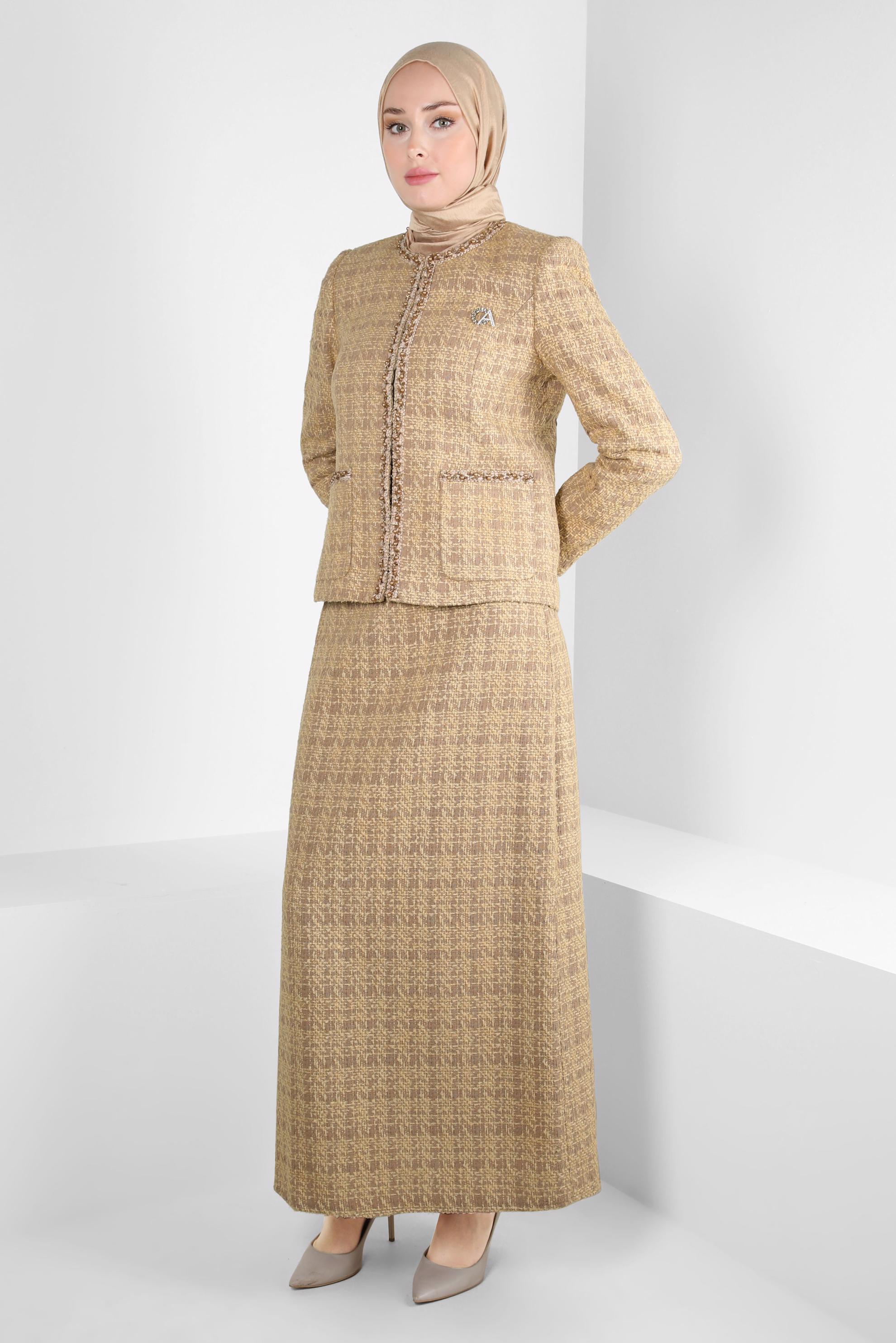 Hijab clothing BROWN SKIRTED SUIT WITH BROOCH 30403