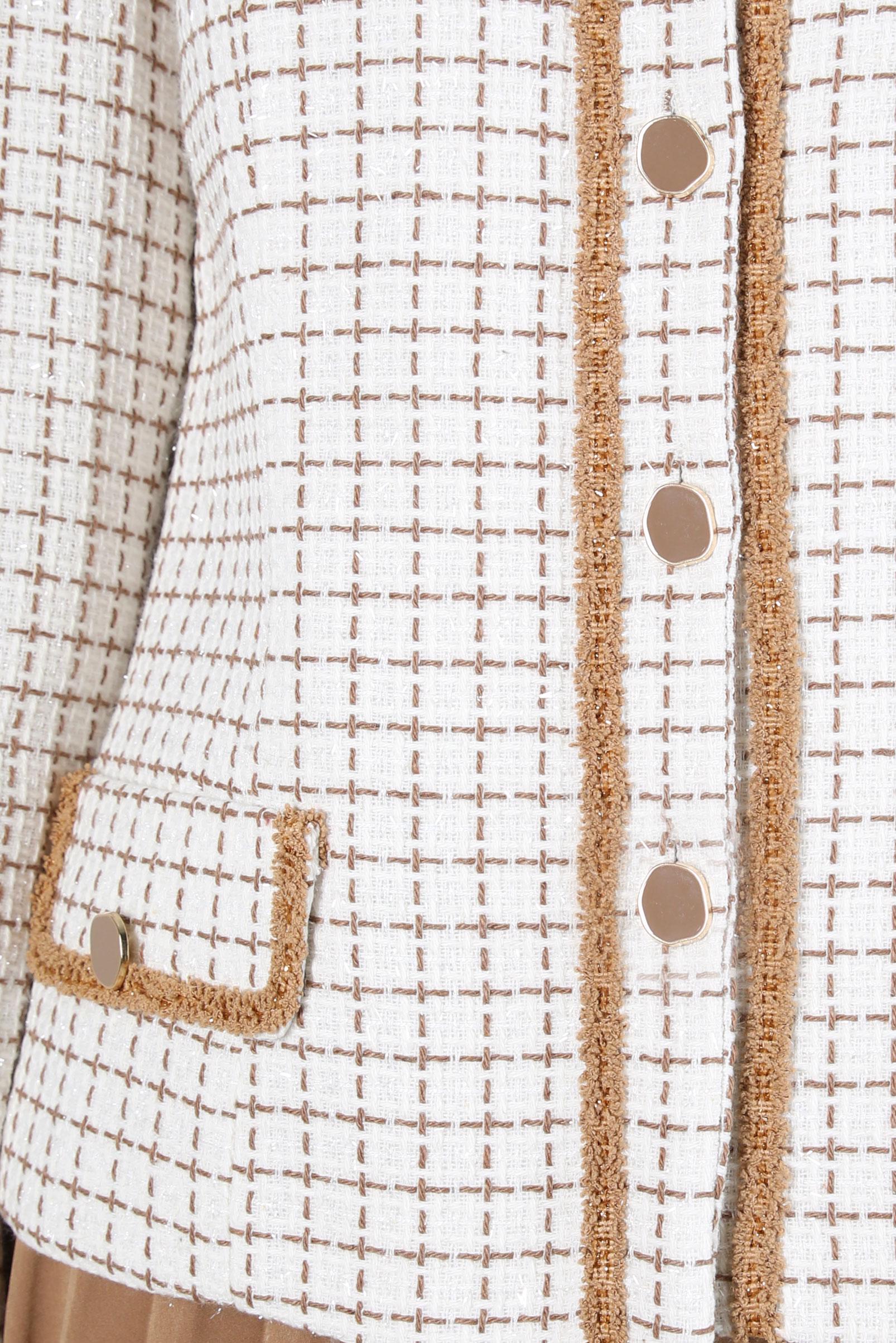 Tesettür giyim BEYAZ PİLİSELİ ETEKLİ TAKIM 30404