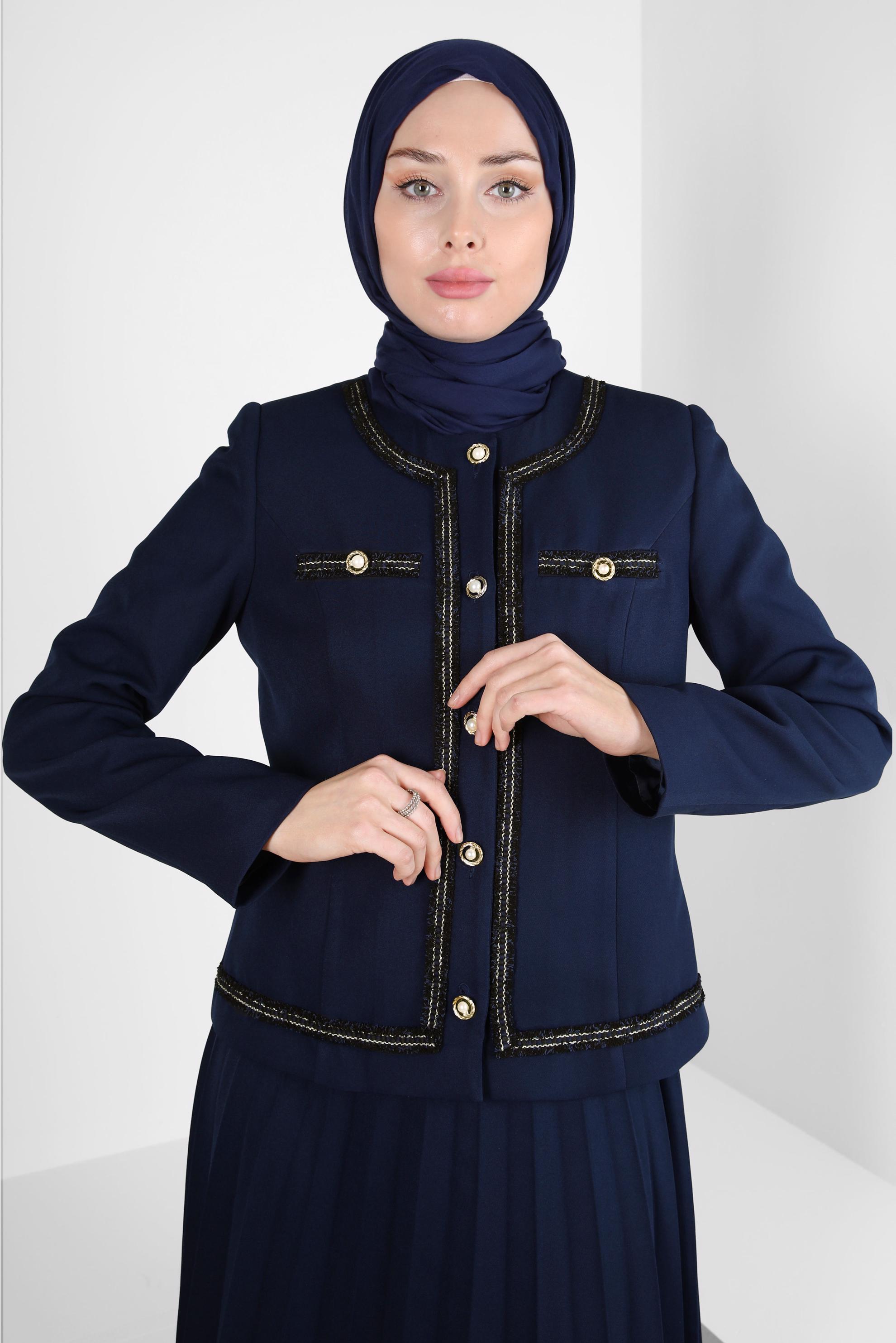 Tesettür giyim LACİVERT PİLİSELİ ETEKLİ TAKIM 30405