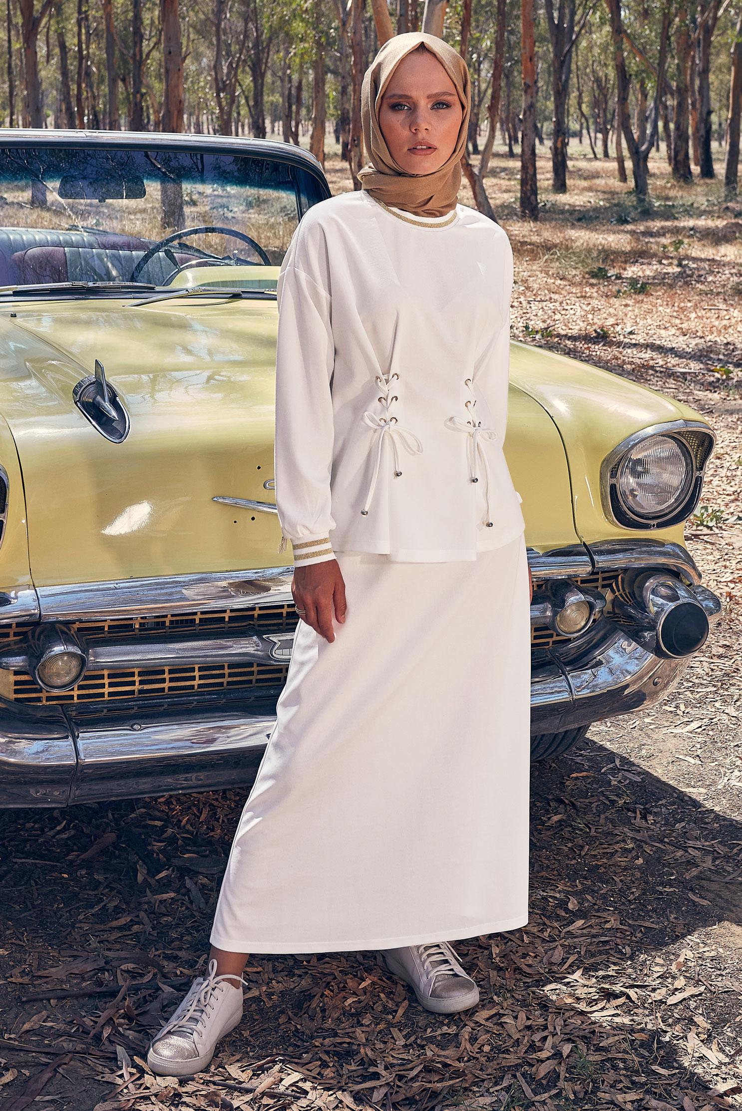 Tesettür giyim BEYAZ KUŞGÖZÜ DETAYLI ETEKLİ TAKIM 44158