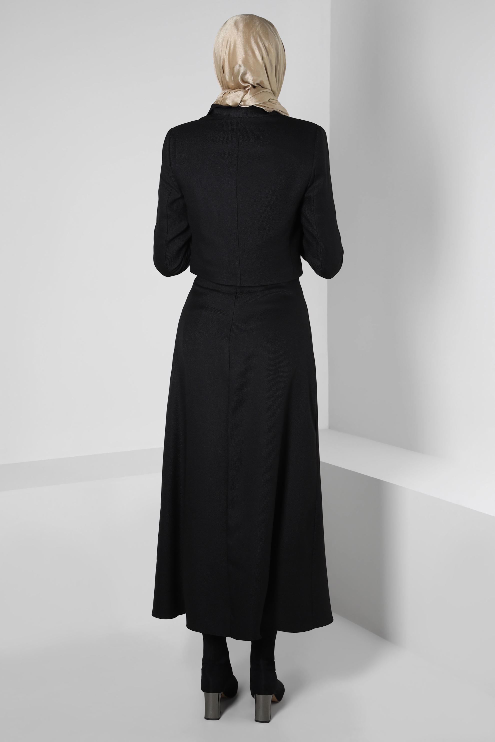 Tesettür giyim SİYAH AKSESUAR DETAYLI ETEKLİ TAKIM 44159