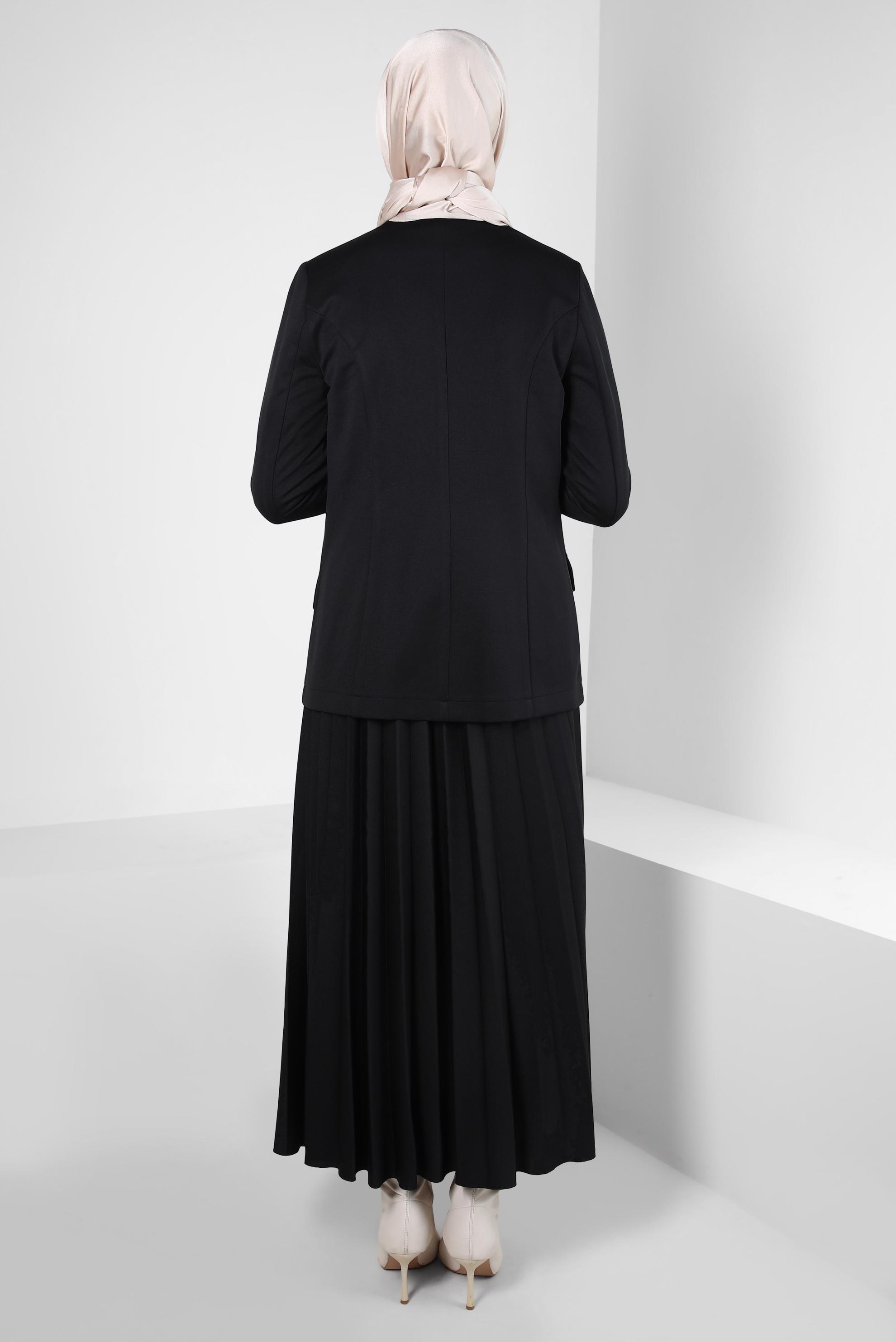 Tesettür giyim SİYAH PİLİSE DETAYLI ETEKLİ TAKIM 44229