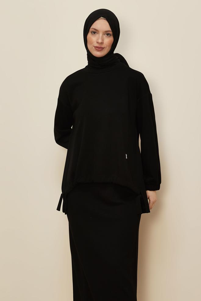 Tesettür giyim SİYAH BAĞLAMA DETAYLI ETEKLİ TAKIM 44249 - ALVİNA
