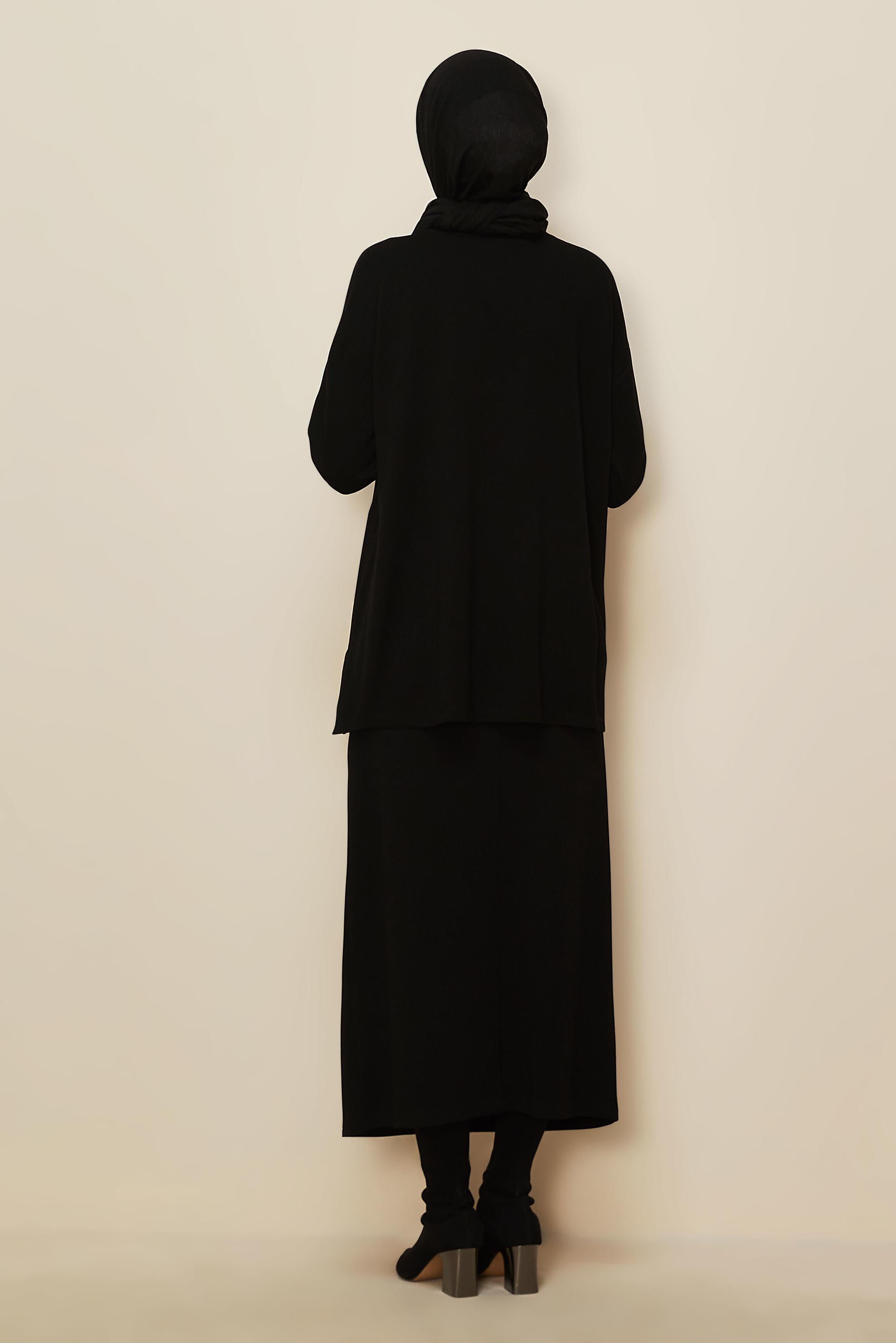 Tesettür giyim SİYAH BAĞLAMA DETAYLI ETEKLİ TAKIM 44249