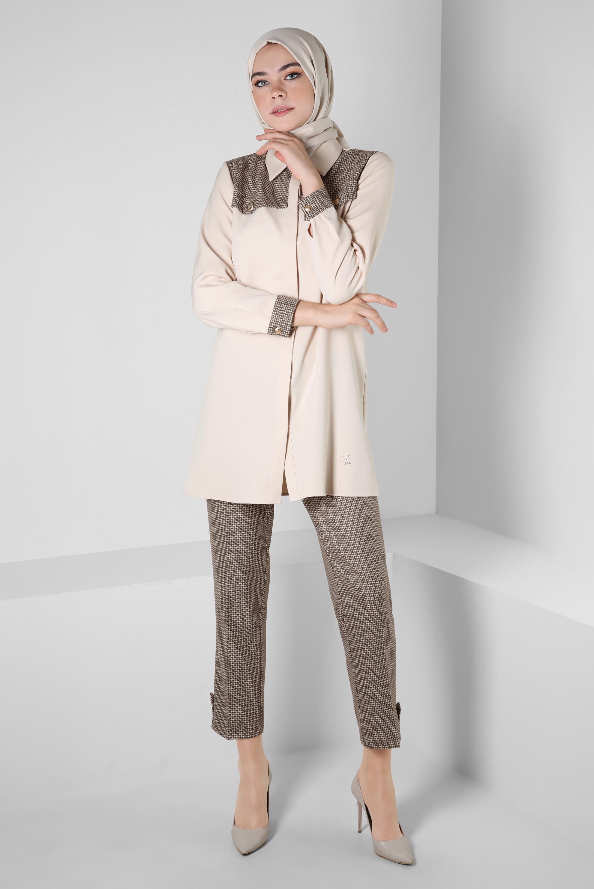 Tesettür giyim EKRU DESENLİ PANTOLONLU TAKIM 44139