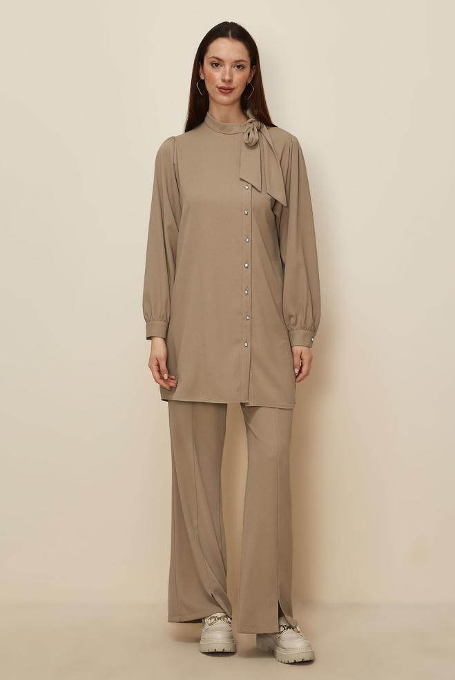 Tesettür giyim BEJ PANTOLONLU KREP TAKIM 44176 - ALVİNA