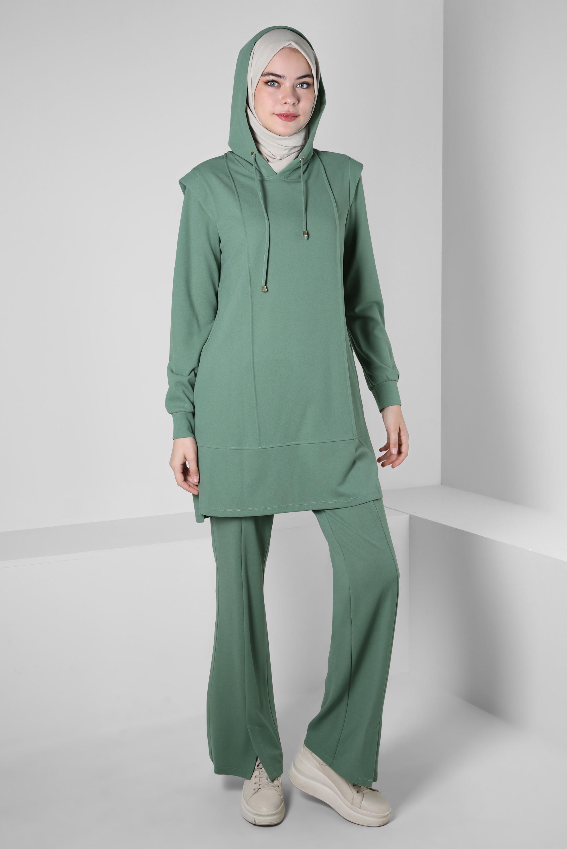 Tesettür giyim YEŞİL KAPÜŞONLU PANTOLONLU TAKIM 44191