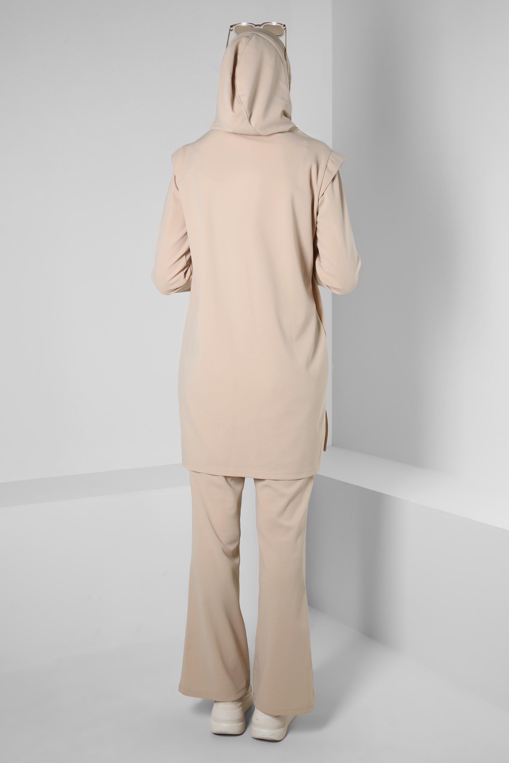 Tesettür giyim EKRU KAPÜŞONLU PANTOLONLU TAKIM 44191