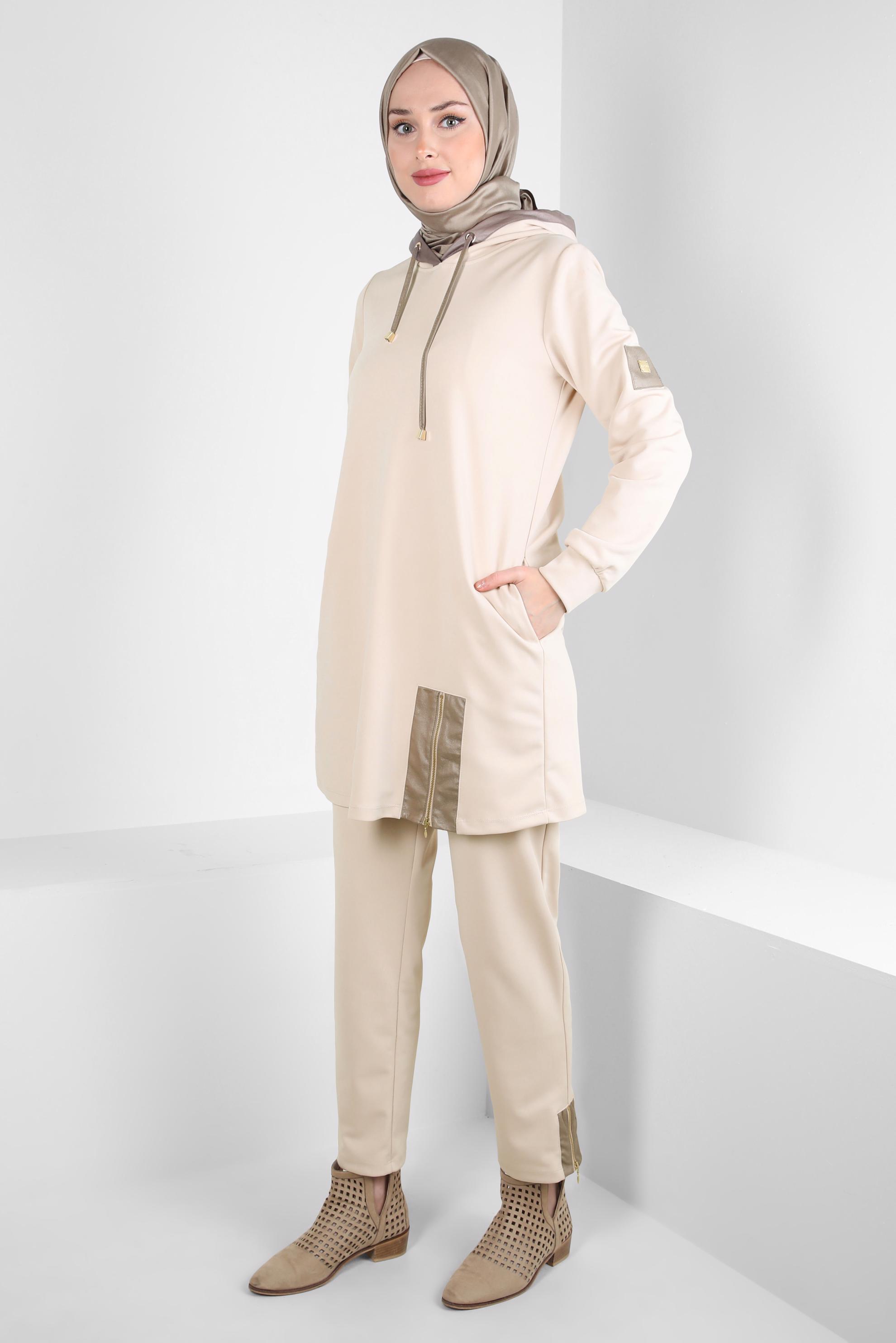 Tesettür giyim BEJ KAPÜŞONLU PANTOLONLU TAKIM 44212