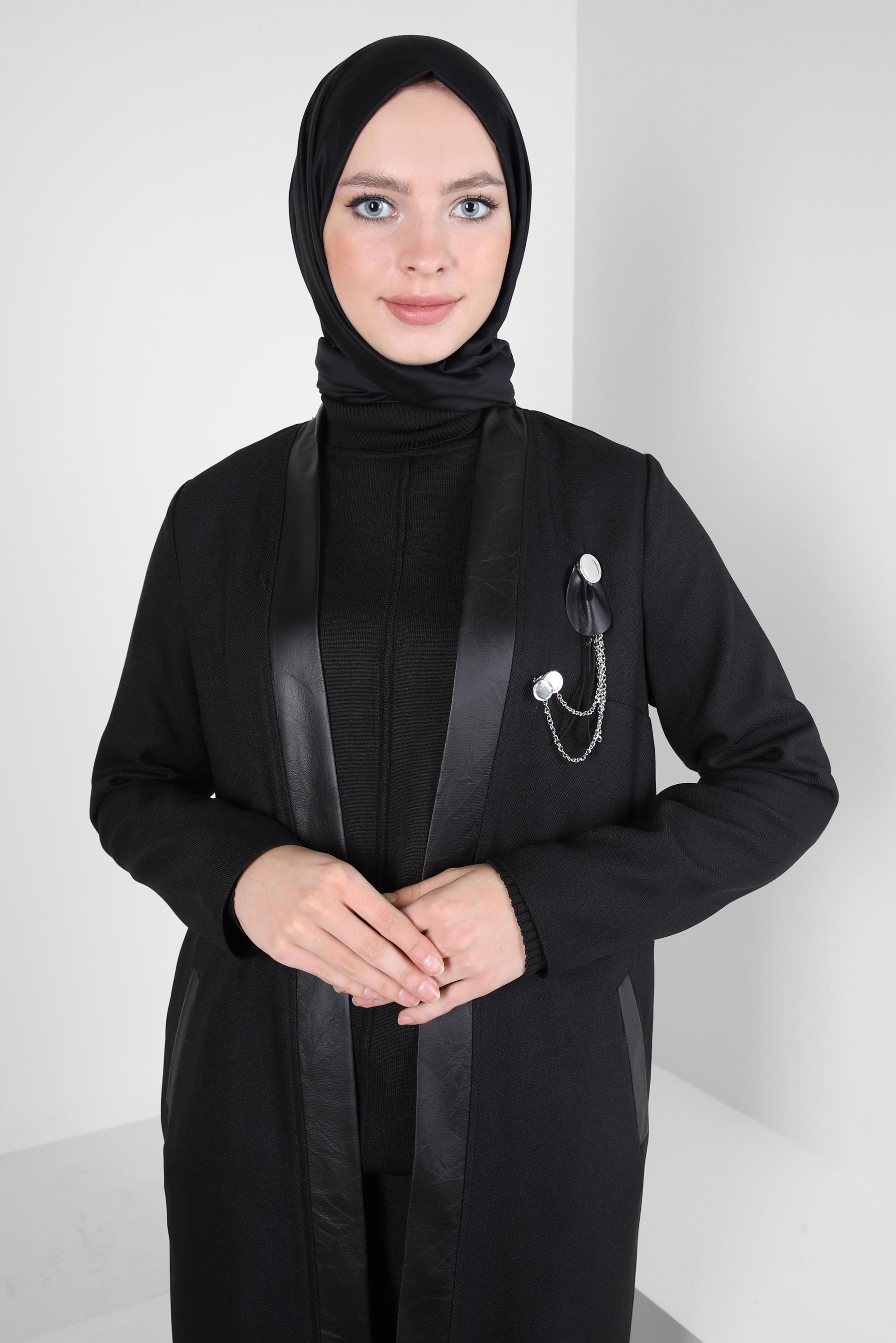 Tesettür giyim SİYAH BROŞ DETAYLI PANTOLONLU TAKIM 44251