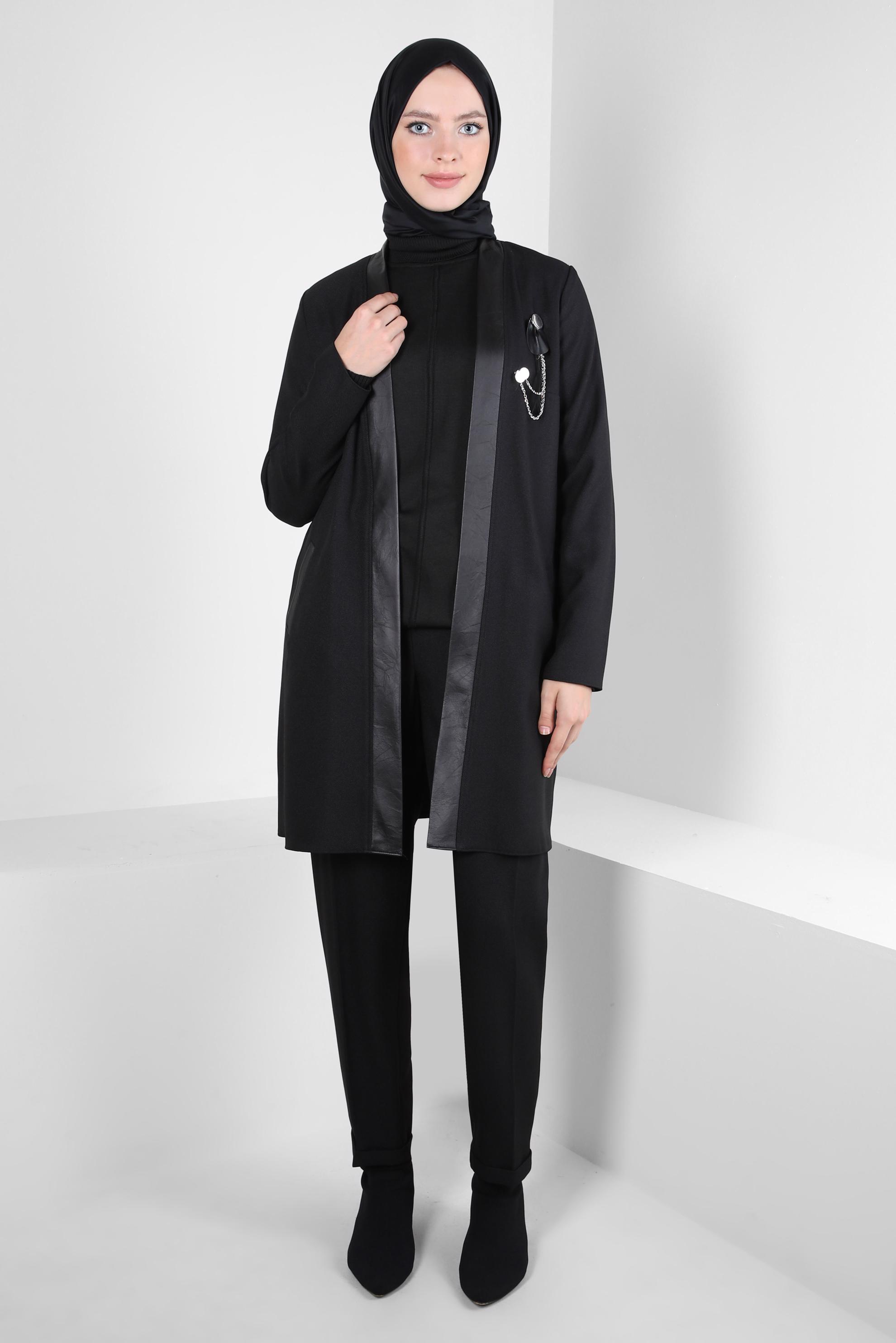 Tesettür giyim SİYAH BROŞ DETAYLI PANTOLONLU TAKIM 44251