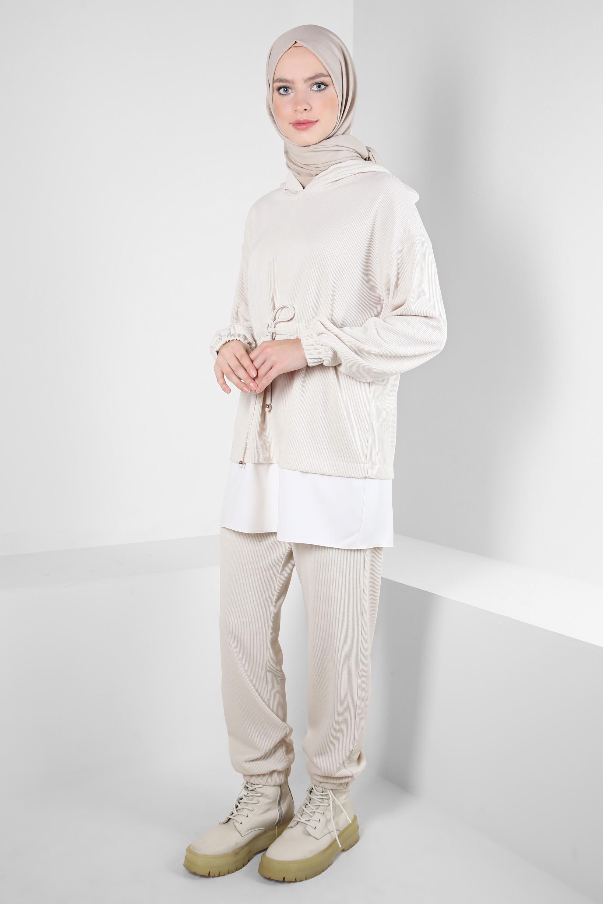 Tesettür giyim EKRU KAPÜŞONLU PANTOLONLU TAKIM 44264