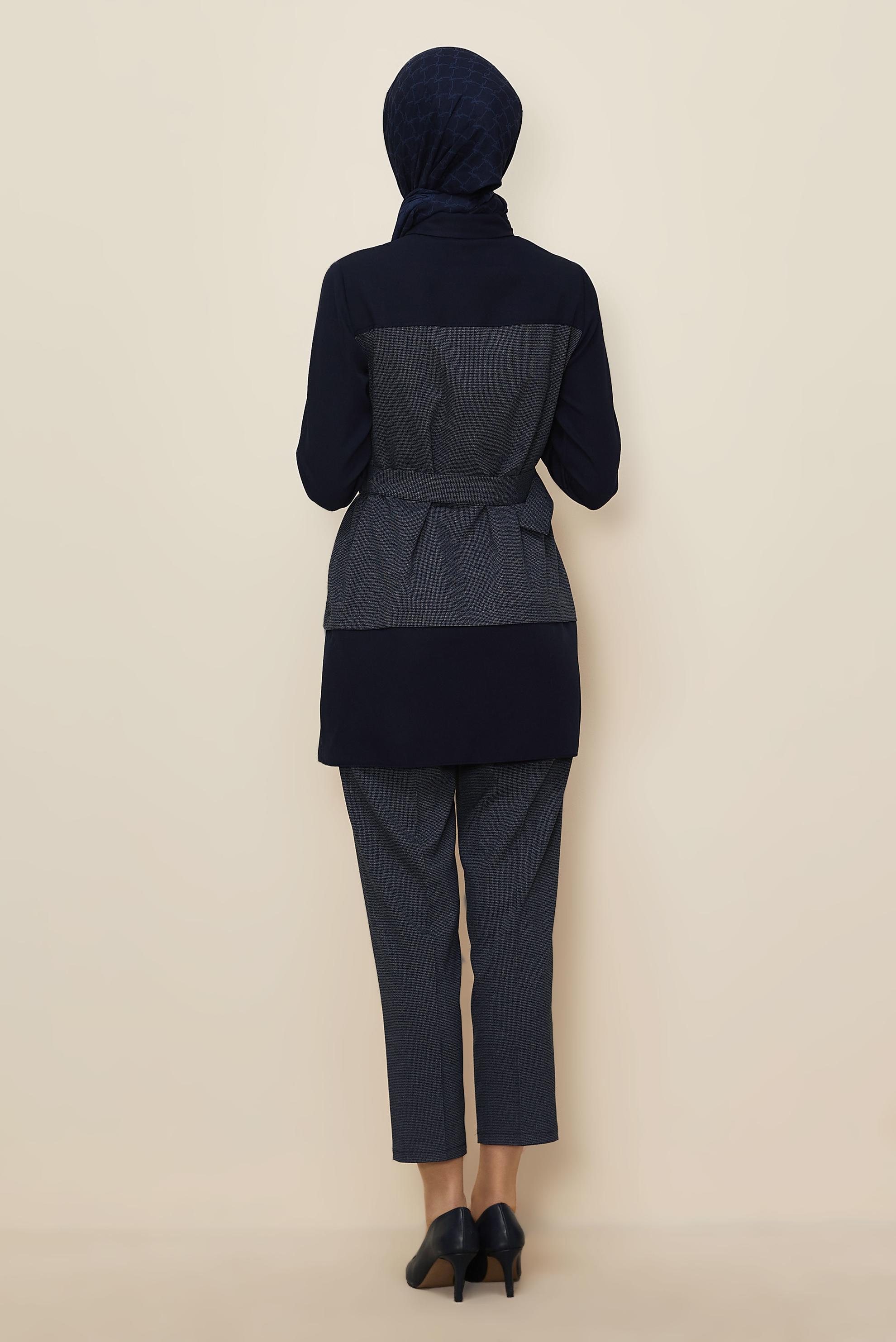 Tesettür giyim LACİVERT KEMERLİ PANTOLONLU TAKIM 44315