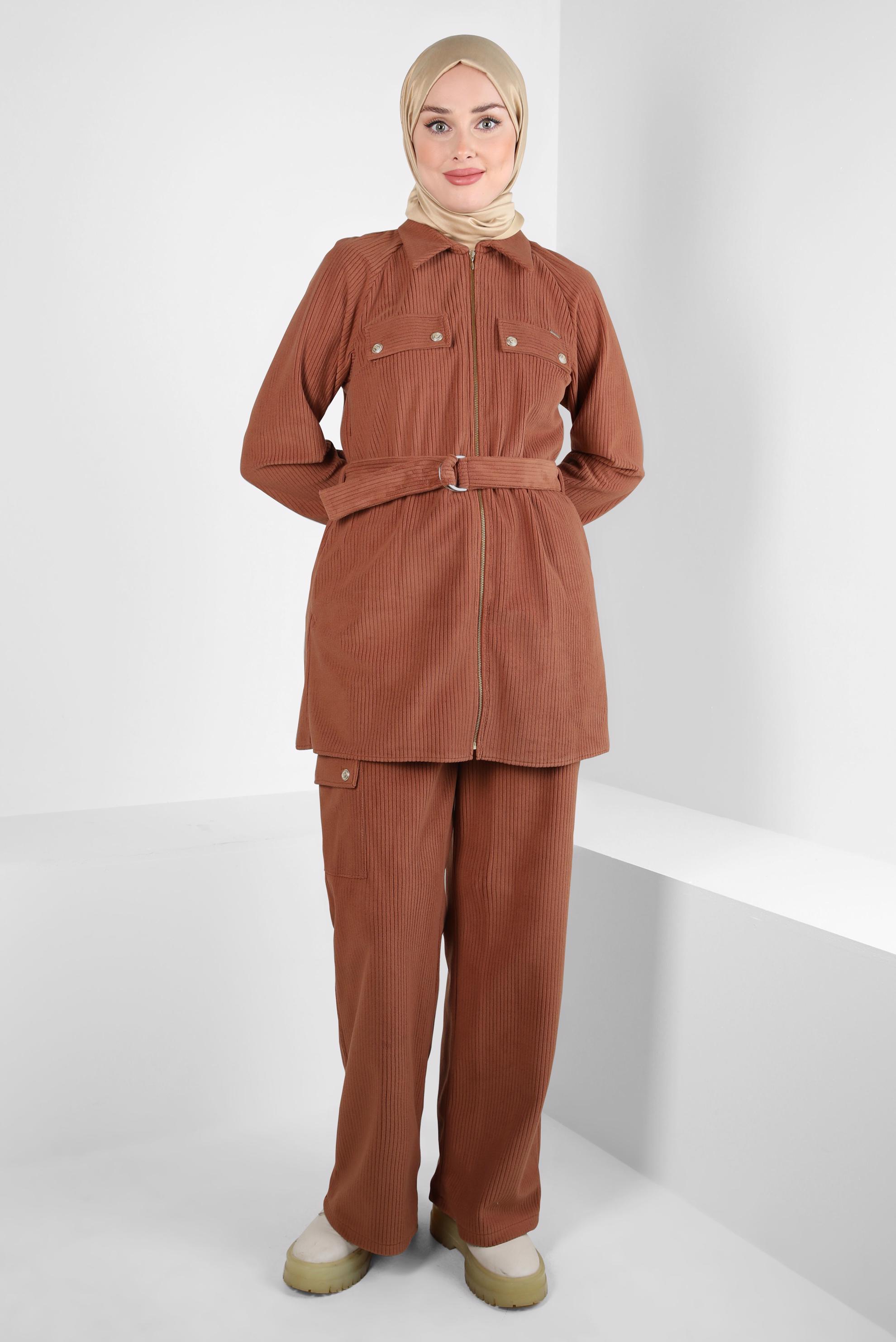 Tesettür giyim TABA KUŞAKLI PANTOLONLU KADİFE TAKIM 44342
