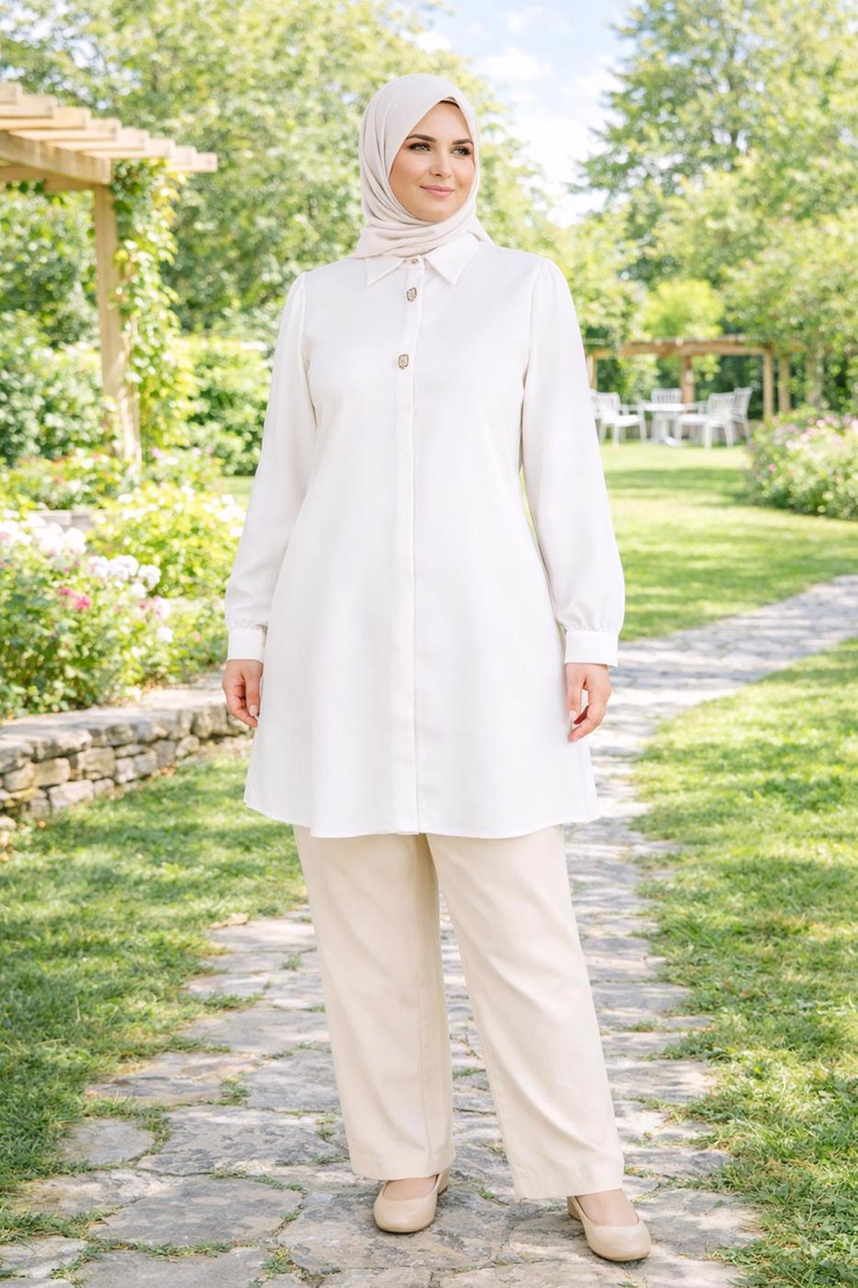 Tesettür giyim BEYAZ AKSESUAR DETAYLI BÜYÜK BEDEN TUNİK 20480