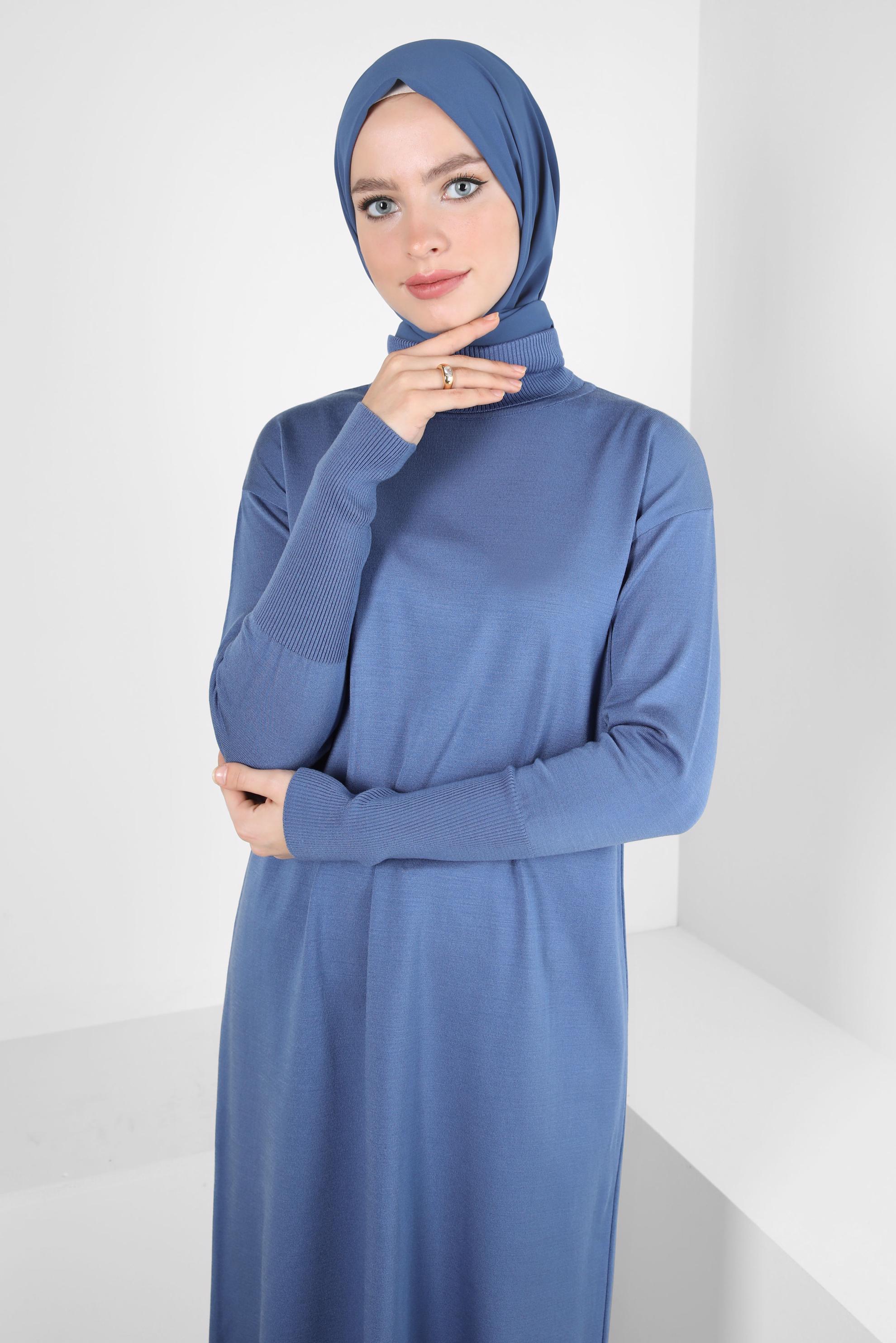 Tesettür giyim MAVİ UZUN TRİKO TUNİK 44003