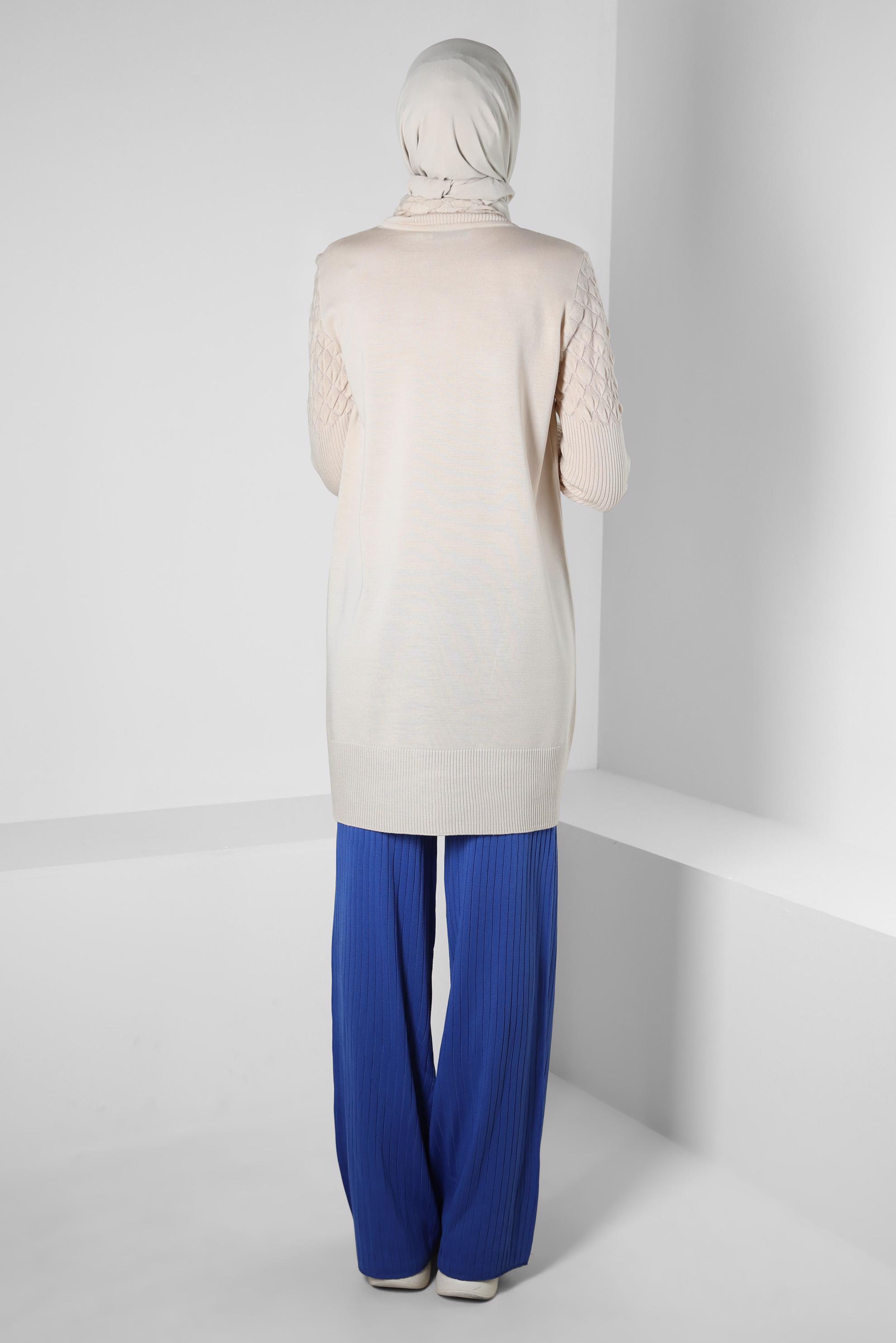 Tesettür giyim BEJ BOĞAZLI YAKA TRİKO TUNİK 44006