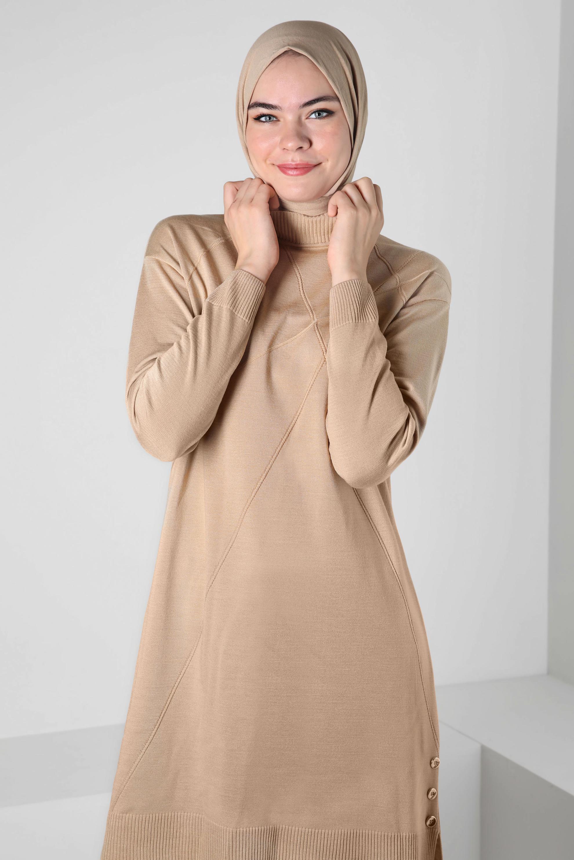 Tesettür giyim BEJ BOĞAZLI YAKA TRİKO TUNİK 44009