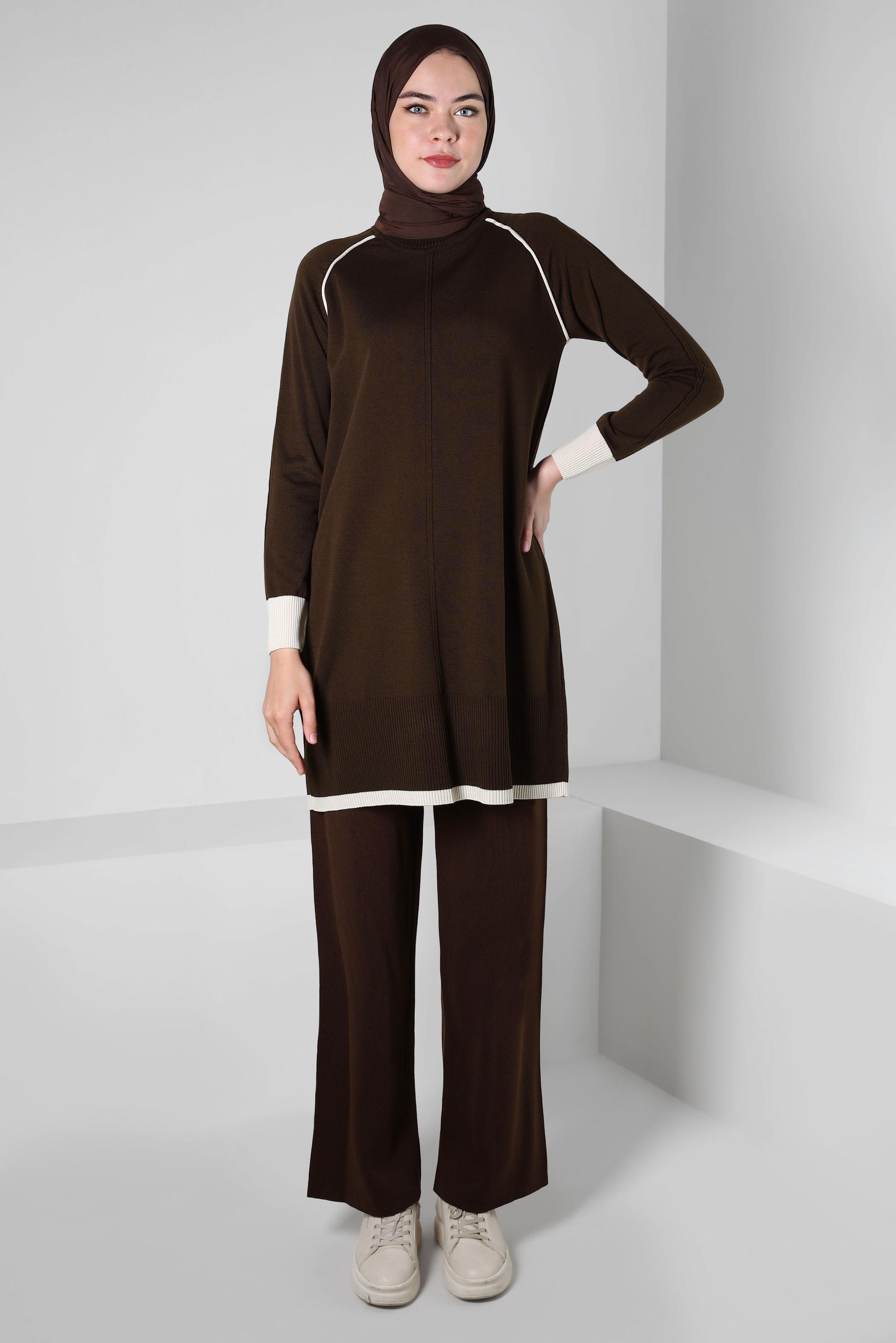 Tesettür giyim KAHVE BOĞAZLI YAKA TRİKO TUNİK 44010