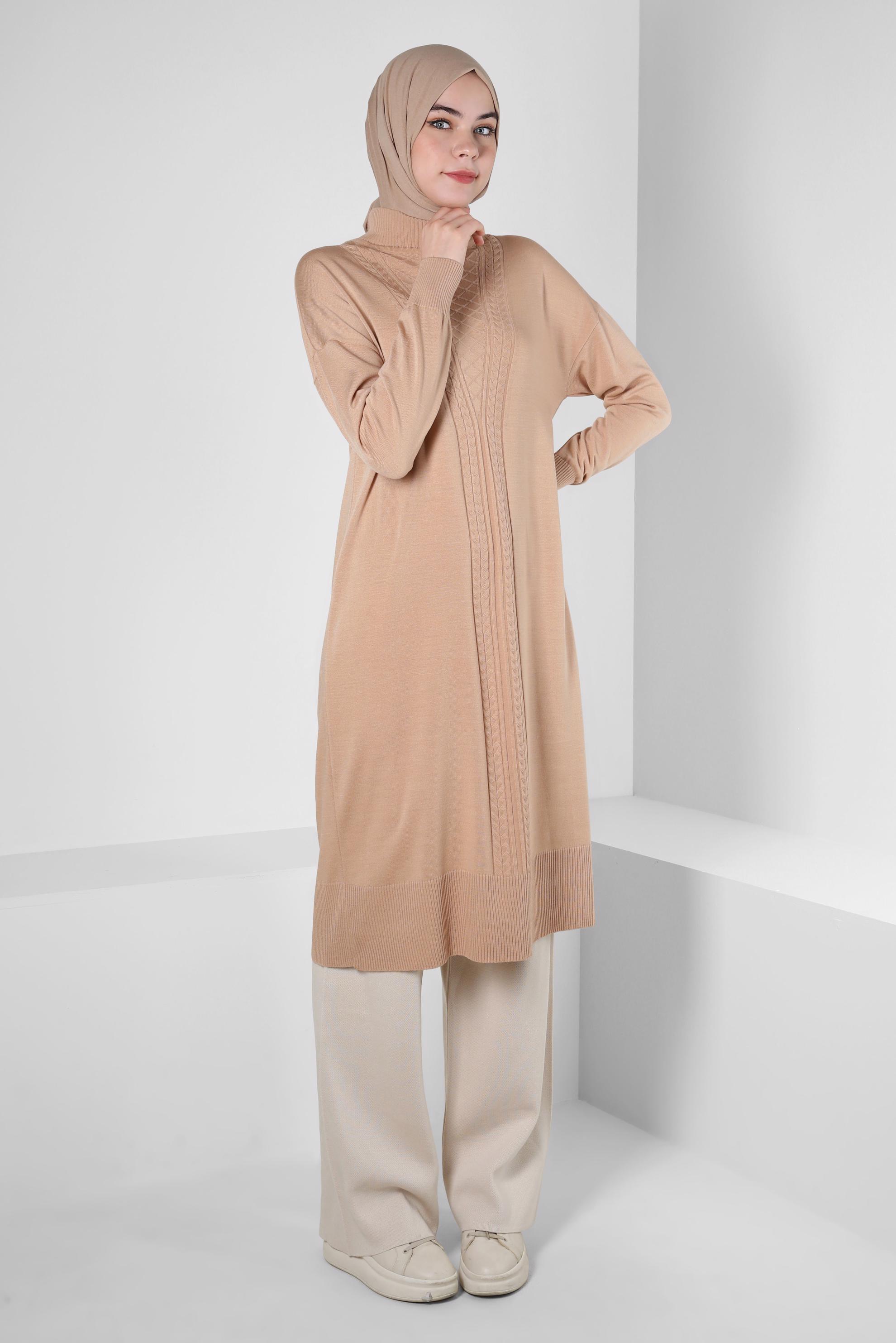 Tesettür giyim BEJ BOĞAZLI YAKA TRİKO TUNİK 44011