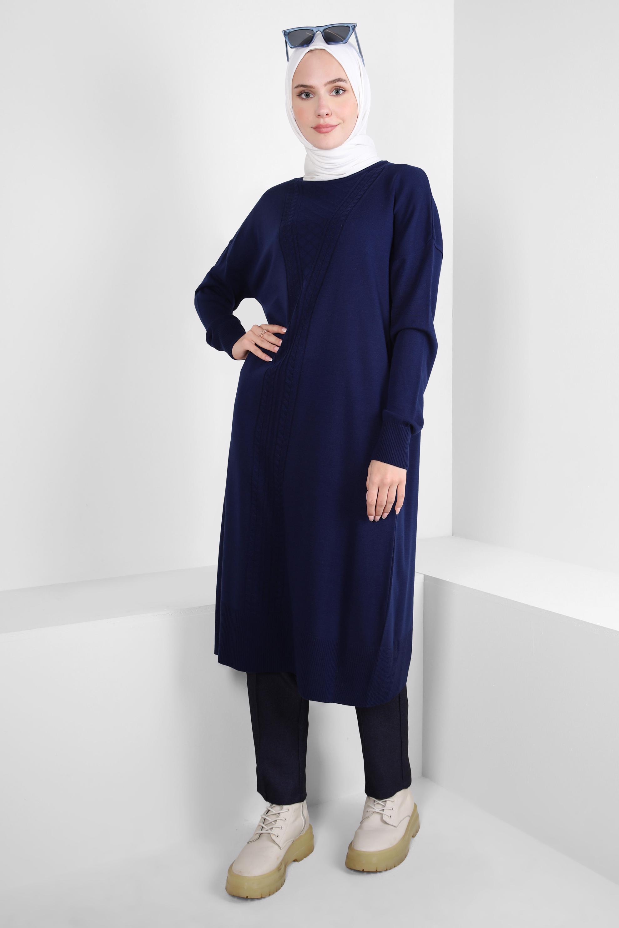 Tesettür giyim LACİVERT BOĞAZLI YAKA TRİKO TUNİK 44011