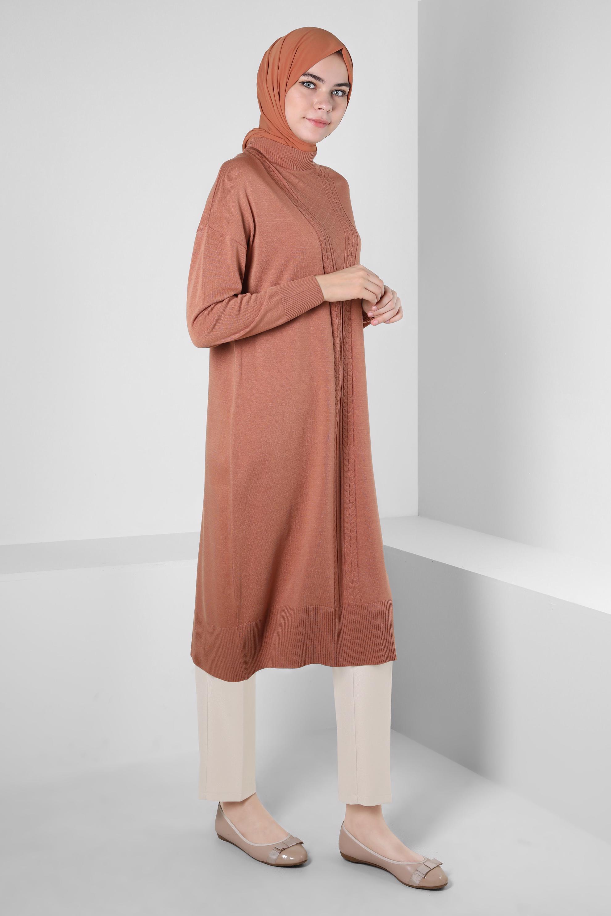Tesettür giyim KAHVE BOĞAZLI YAKA TRİKO TUNİK 44011