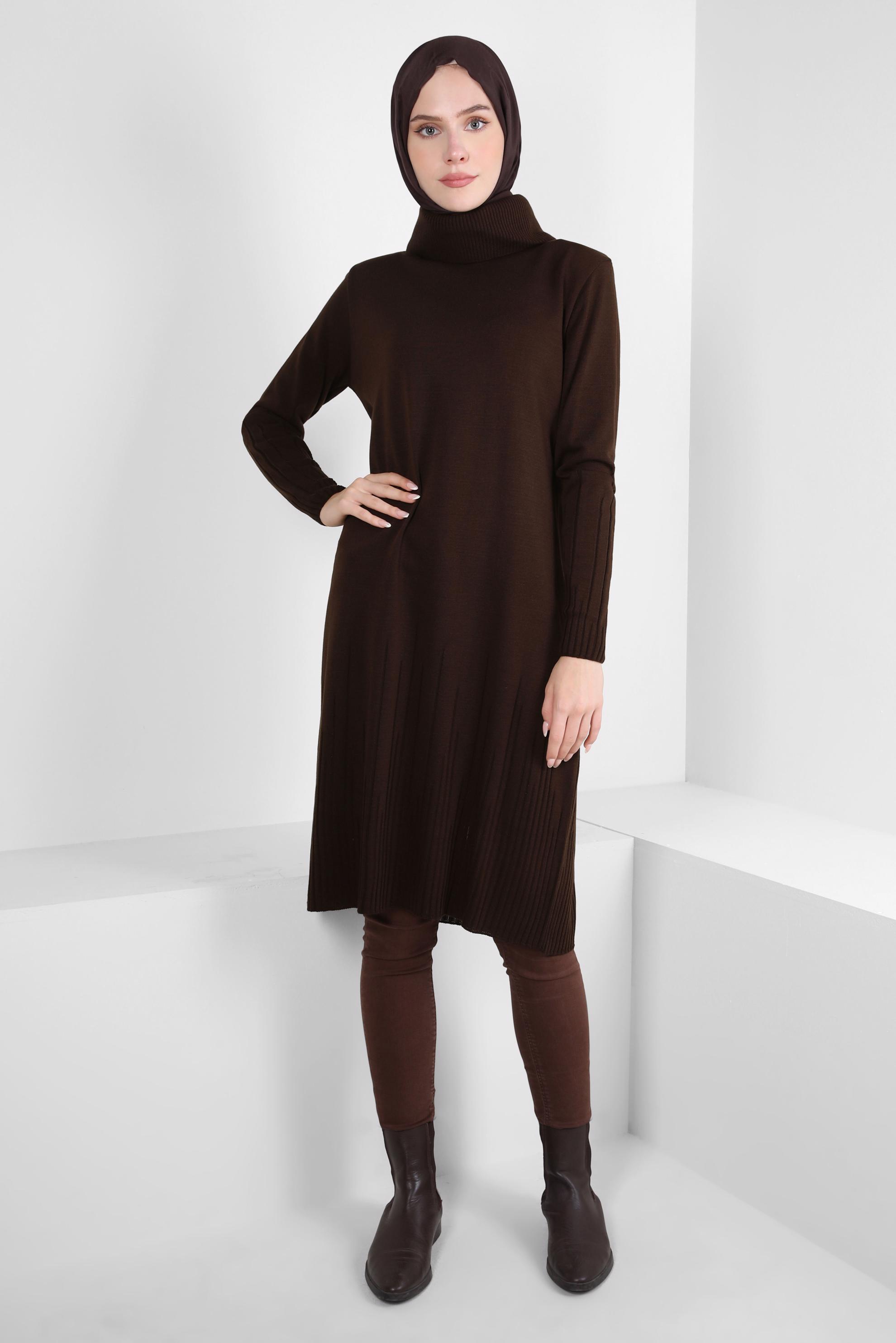 Tesettür giyim KAHVE BOĞAZLI YAKA TRİKO TUNİK 44012