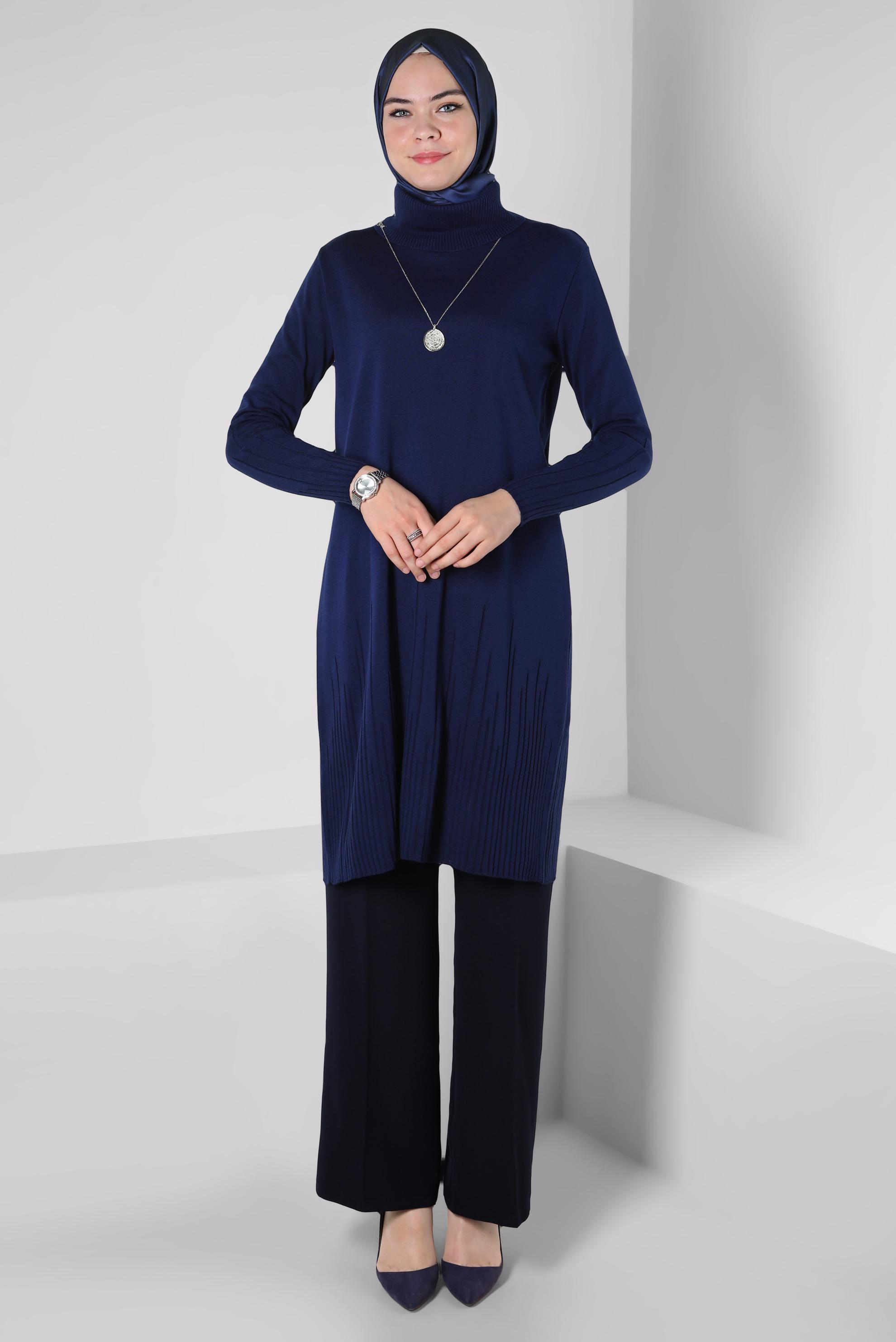 Tesettür giyim LACİVERT BOĞAZLI YAKA TRİKO TUNİK 44012