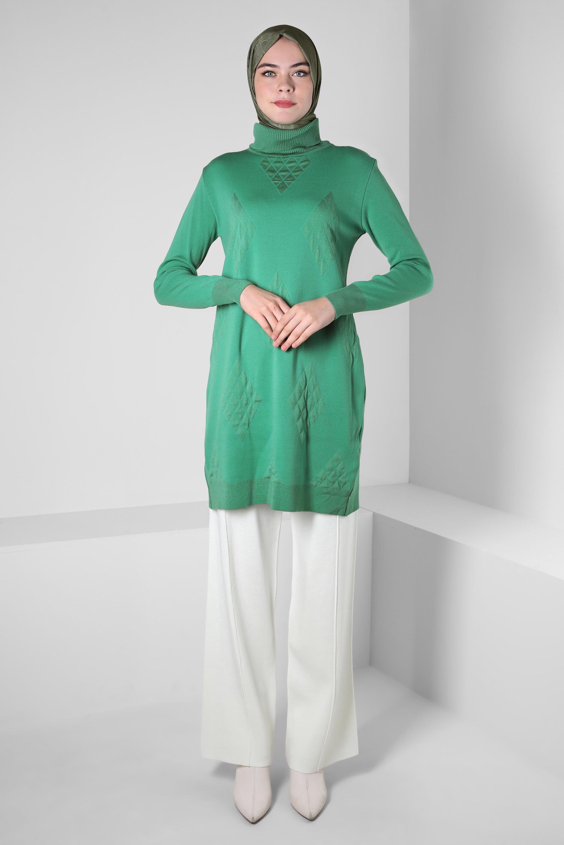 Tesettür giyim YEŞİL BOĞAZLI YAKA TRİKO TUNİK 44013