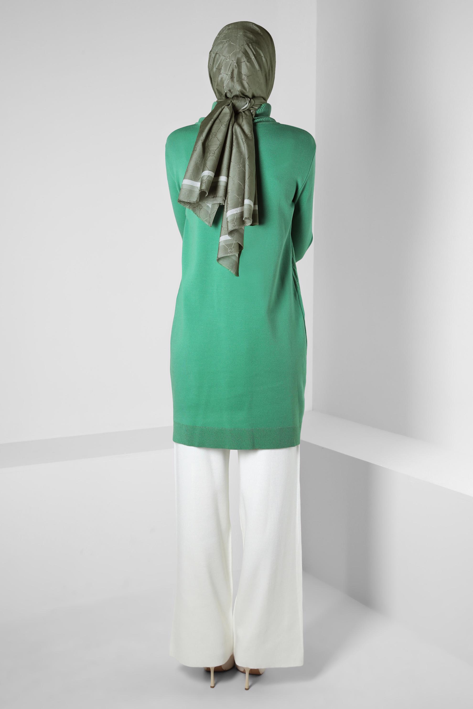 Tesettür giyim YEŞİL BOĞAZLI YAKA TRİKO TUNİK 44013