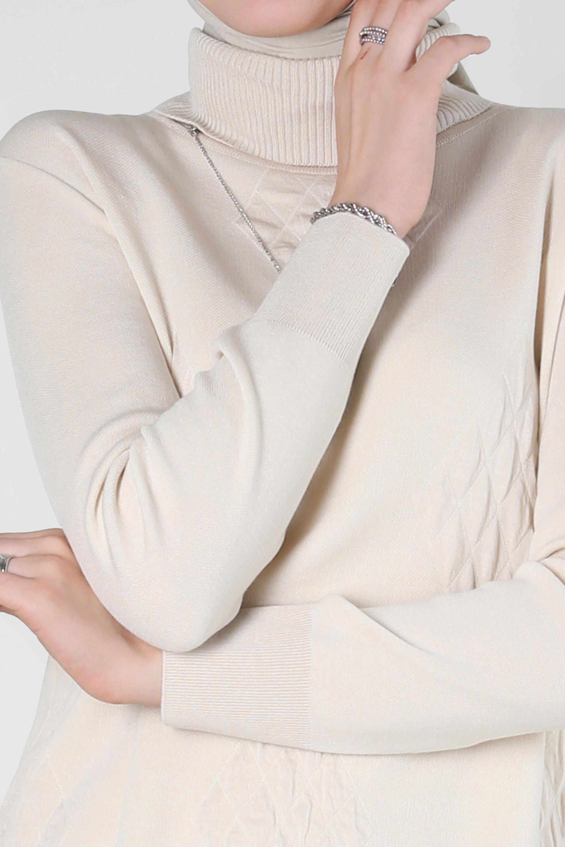 Tesettür giyim BEJ BOĞAZLI YAKA TRİKO TUNİK 44013