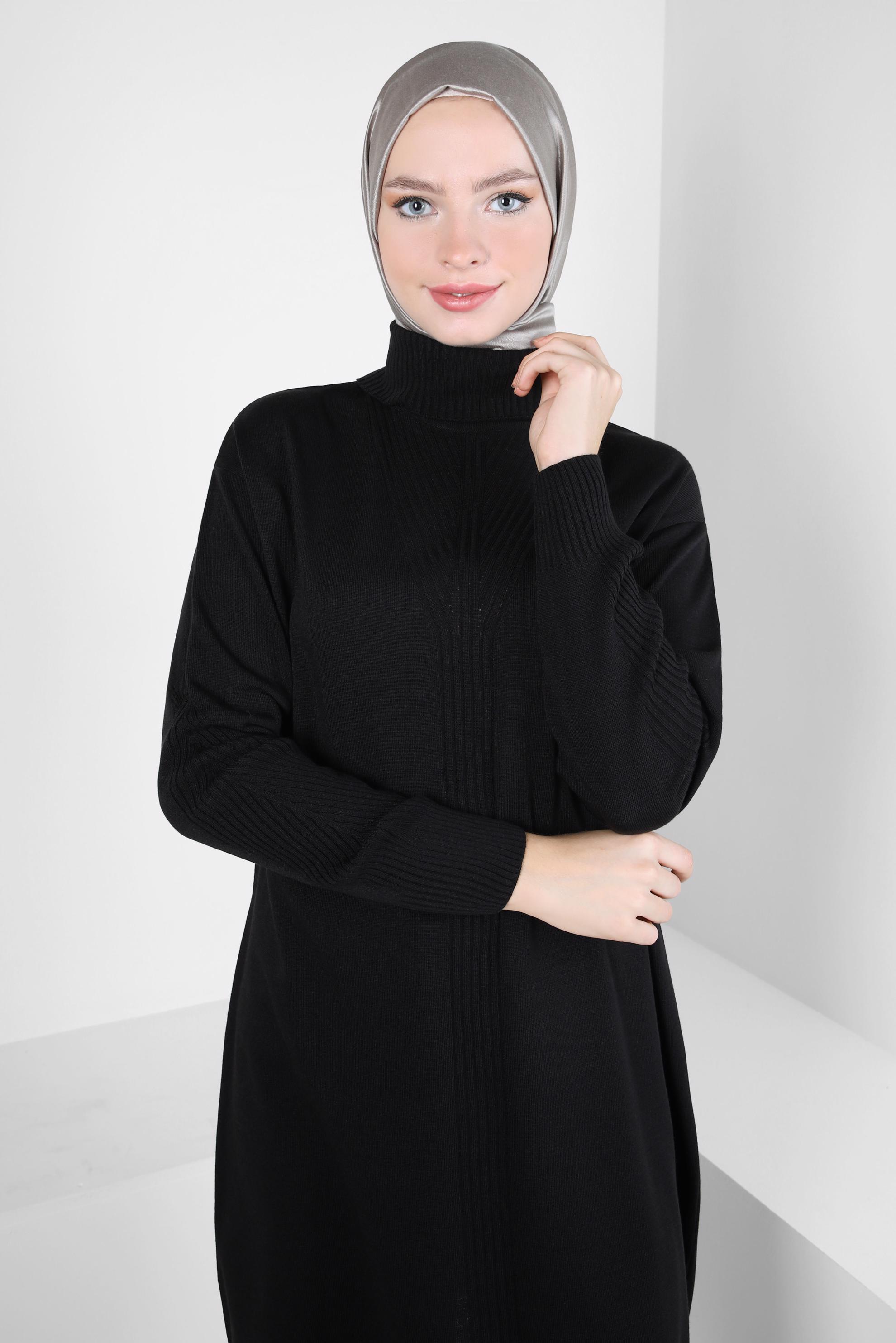 Tesettür giyim SİYAH BOĞAZLI YAKA TRİKO TUNİK 44014
