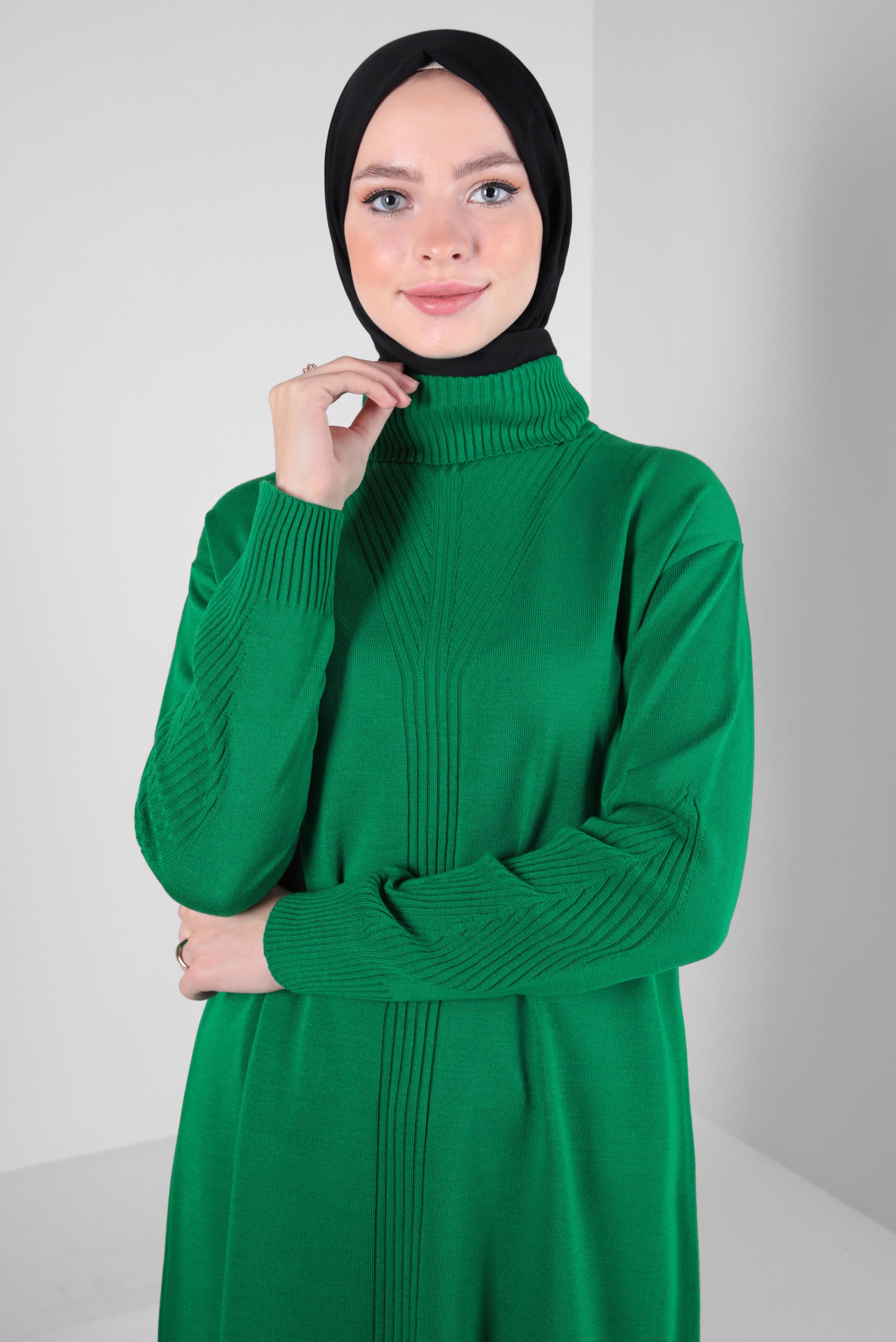 Tesettür giyim YEŞİL BOĞAZLI YAKA TRİKO TUNİK 44014