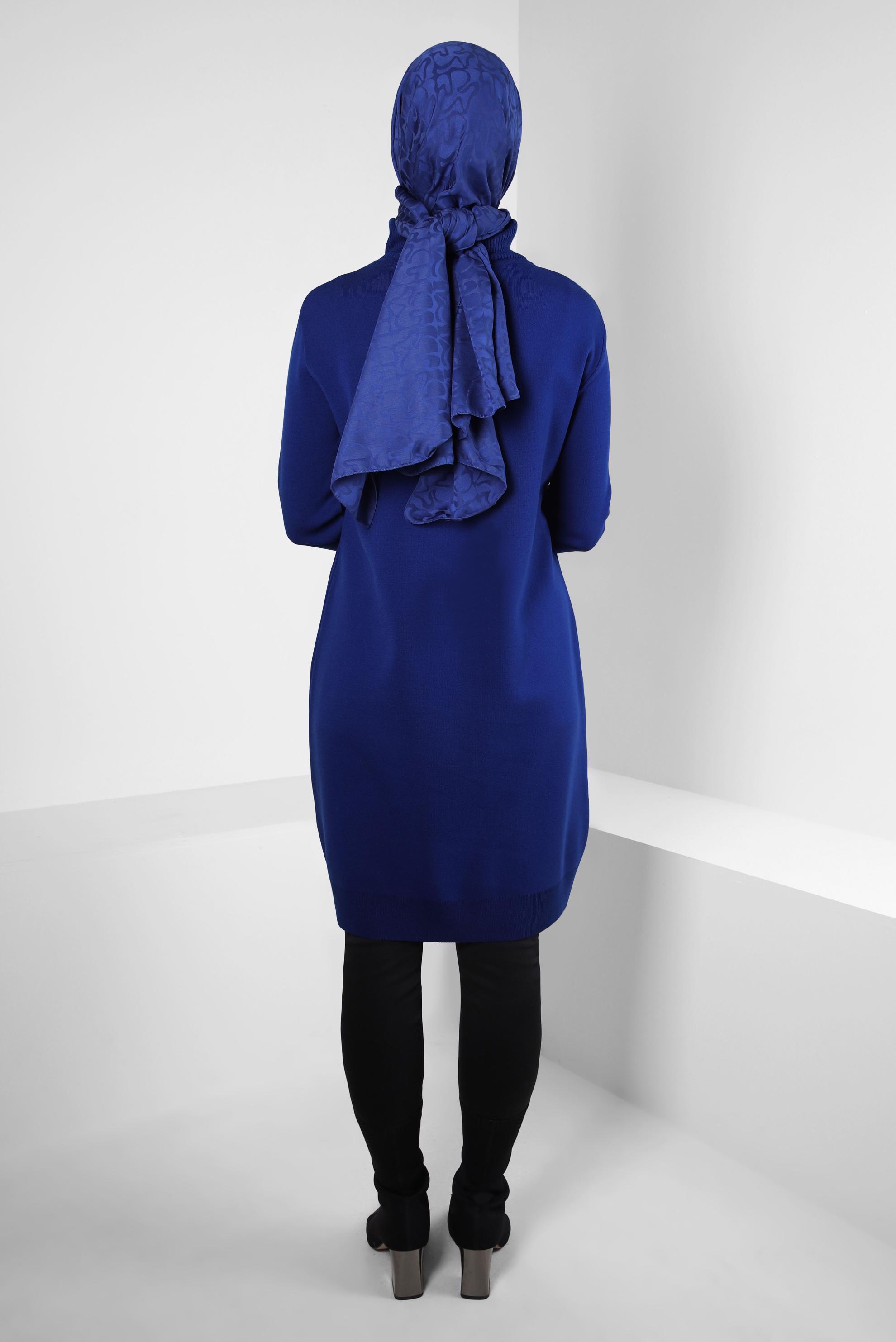 Tesettür giyim LACİVERT BOĞAZLI YAKA TRİKO TUNİK 44015