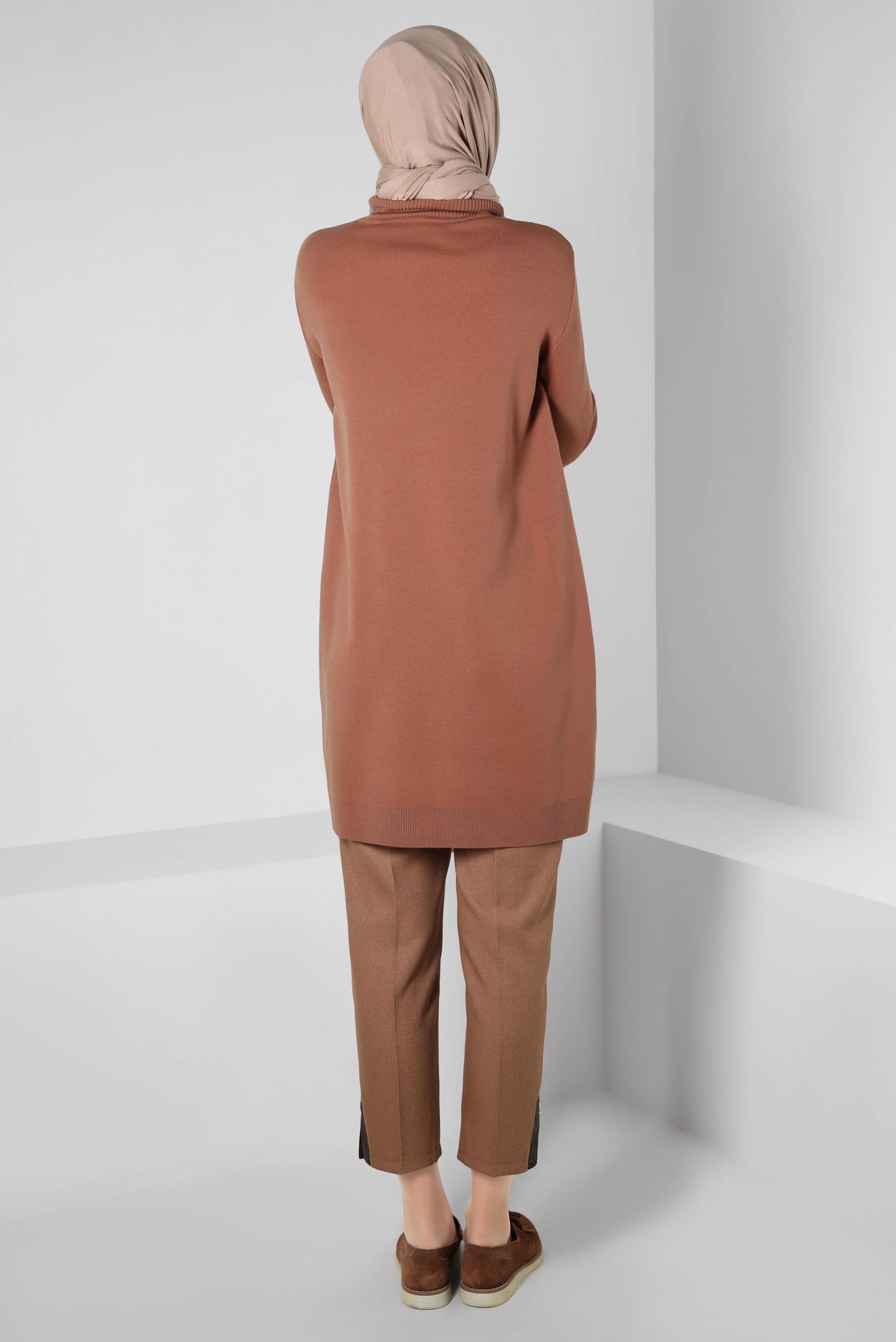 Tesettür giyim KAHVE BOĞAZLI YAKA TRİKO TUNİK 44015