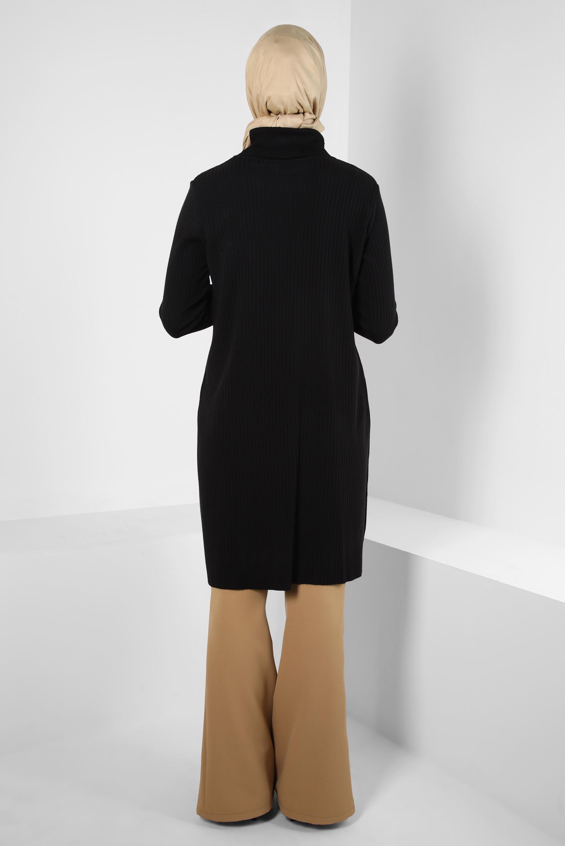 Tesettür giyim SİYAH BOĞAZLI YAKA TRİKO TUNİK 44017