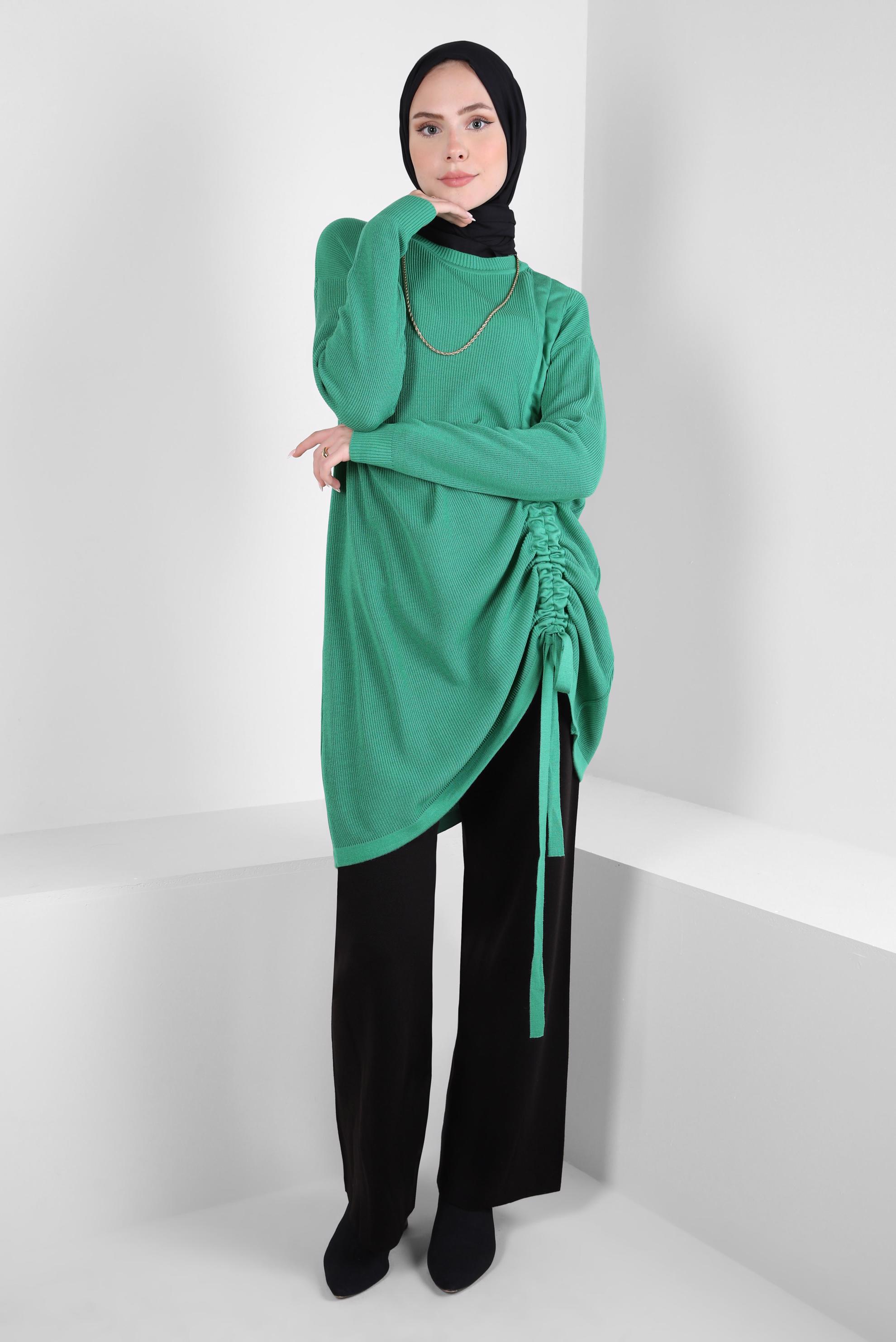 Tesettür giyim YEŞİL YANI BÜZGÜLÜ TRİKO TUNİK 44018
