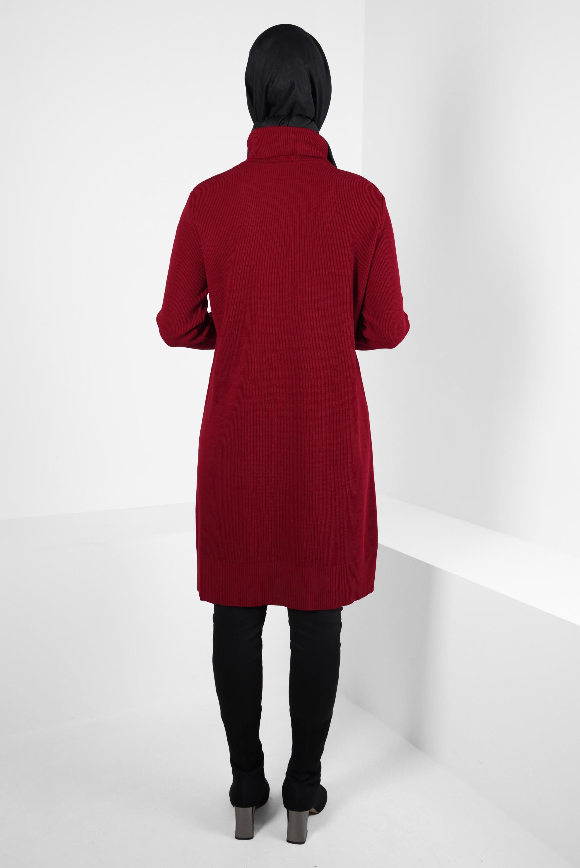 Tesettür giyim KIRMIZI BOĞAZLI YAKA TRİKO TUNİK 44019