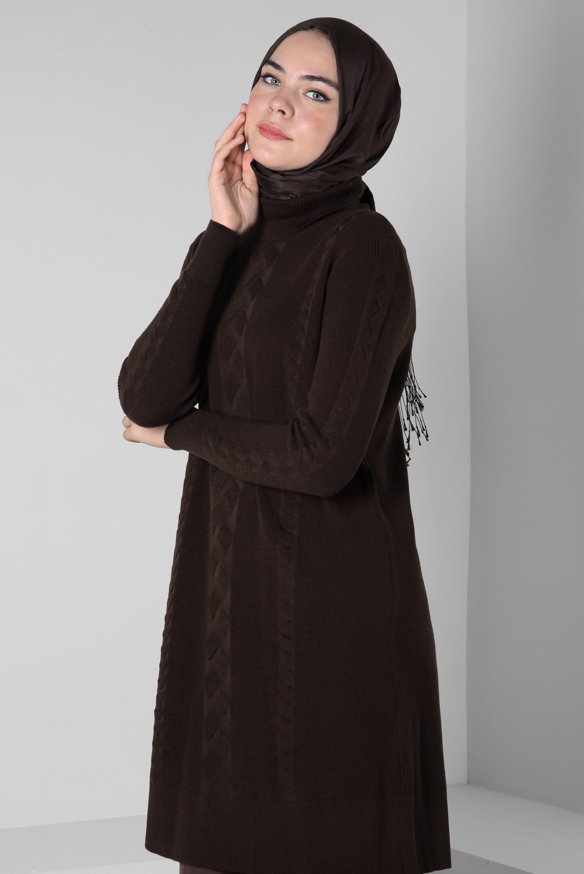 Tesettür giyim KAHVE BOĞAZLI YAKA TRİKO TUNİK 44019