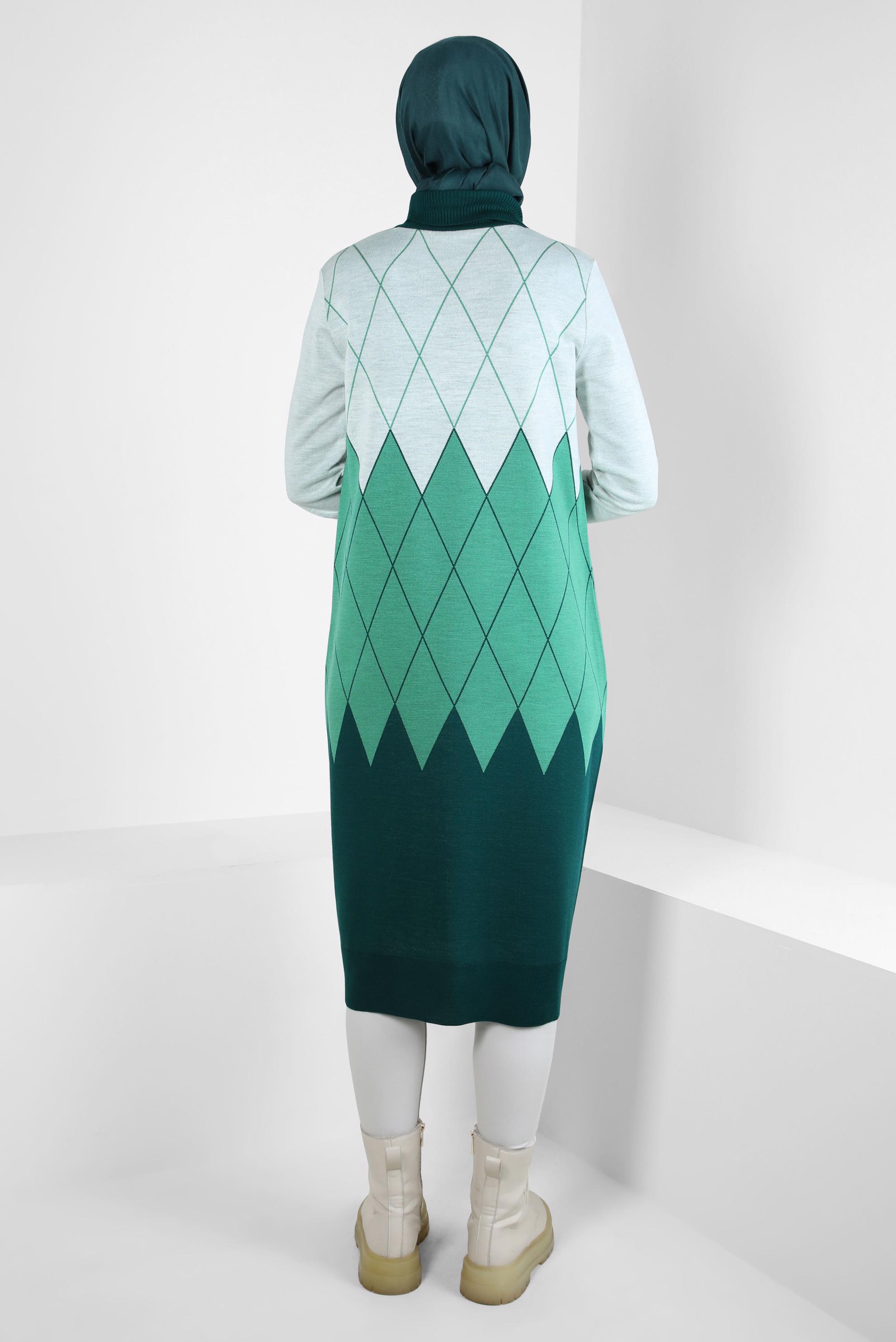 Tesettür giyim YEŞİL BAKLAVA DESENLİ TRİKO TUNİK 44021