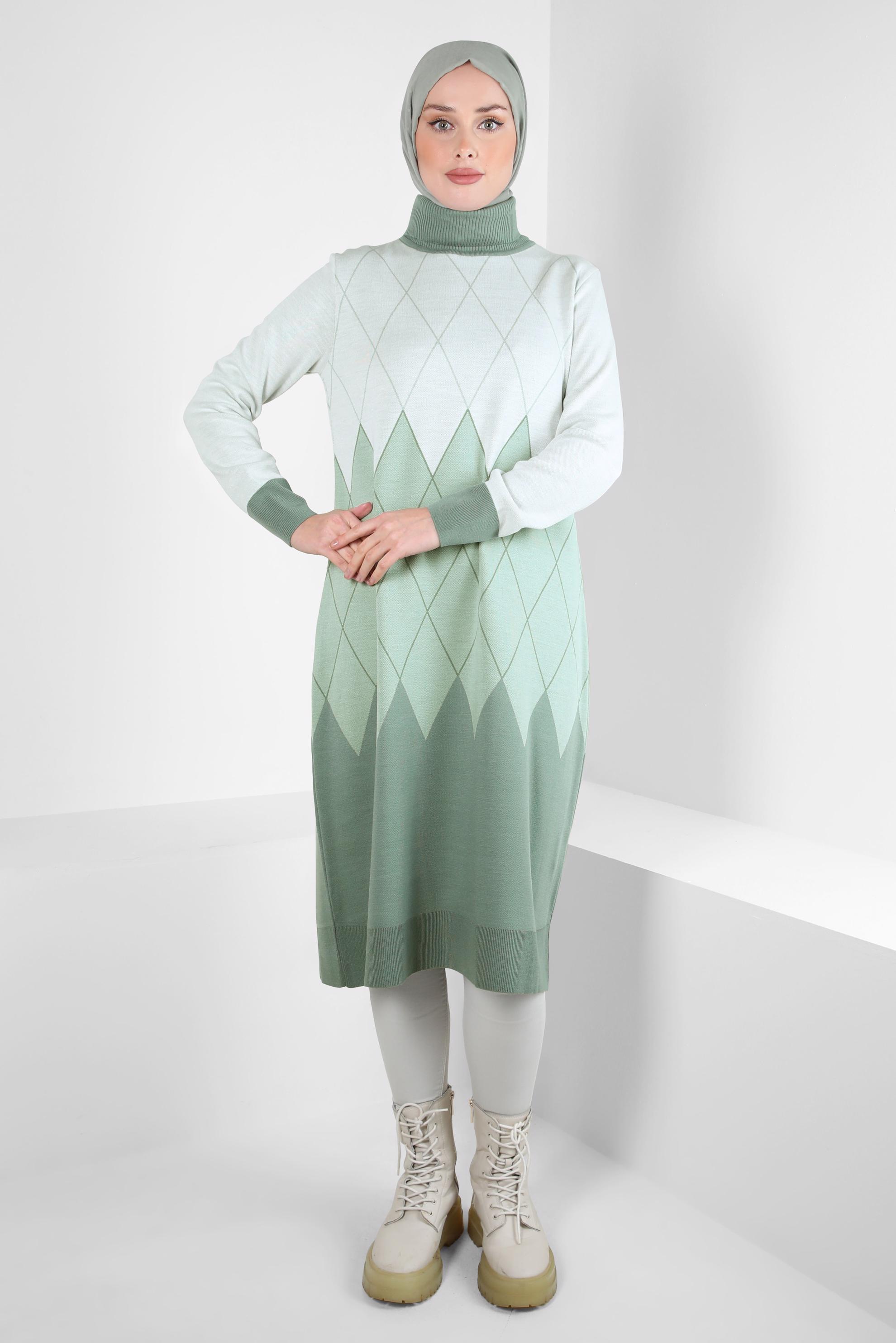 Tesettür giyim YEŞİL BAKLAVA DESENLİ TRİKO TUNİK 44021