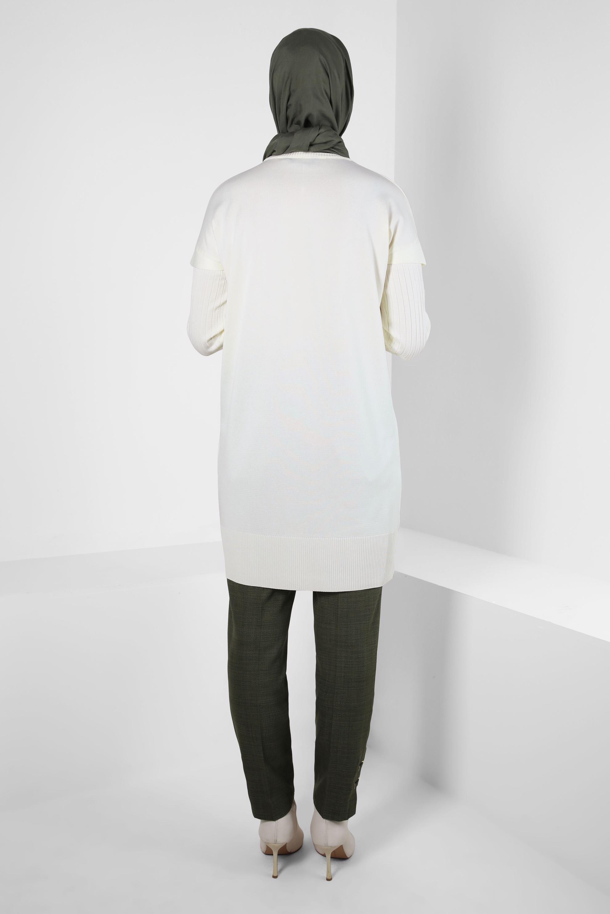 Tesettür giyim BEYAZ TRİKO TUNİK 44054