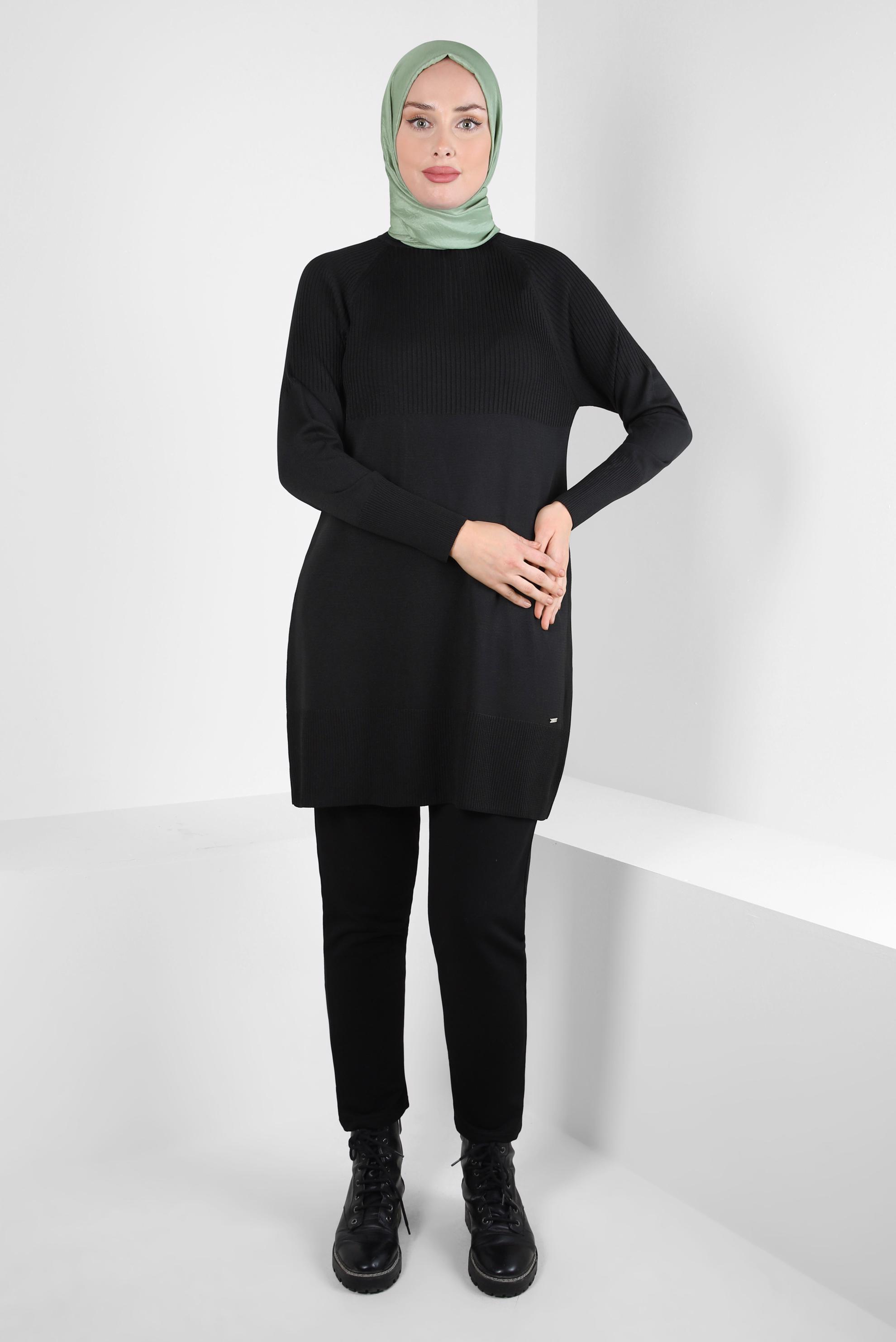 Tesettür giyim SİYAH BOĞAZLI YAKA TRİKO TUNİK 44056