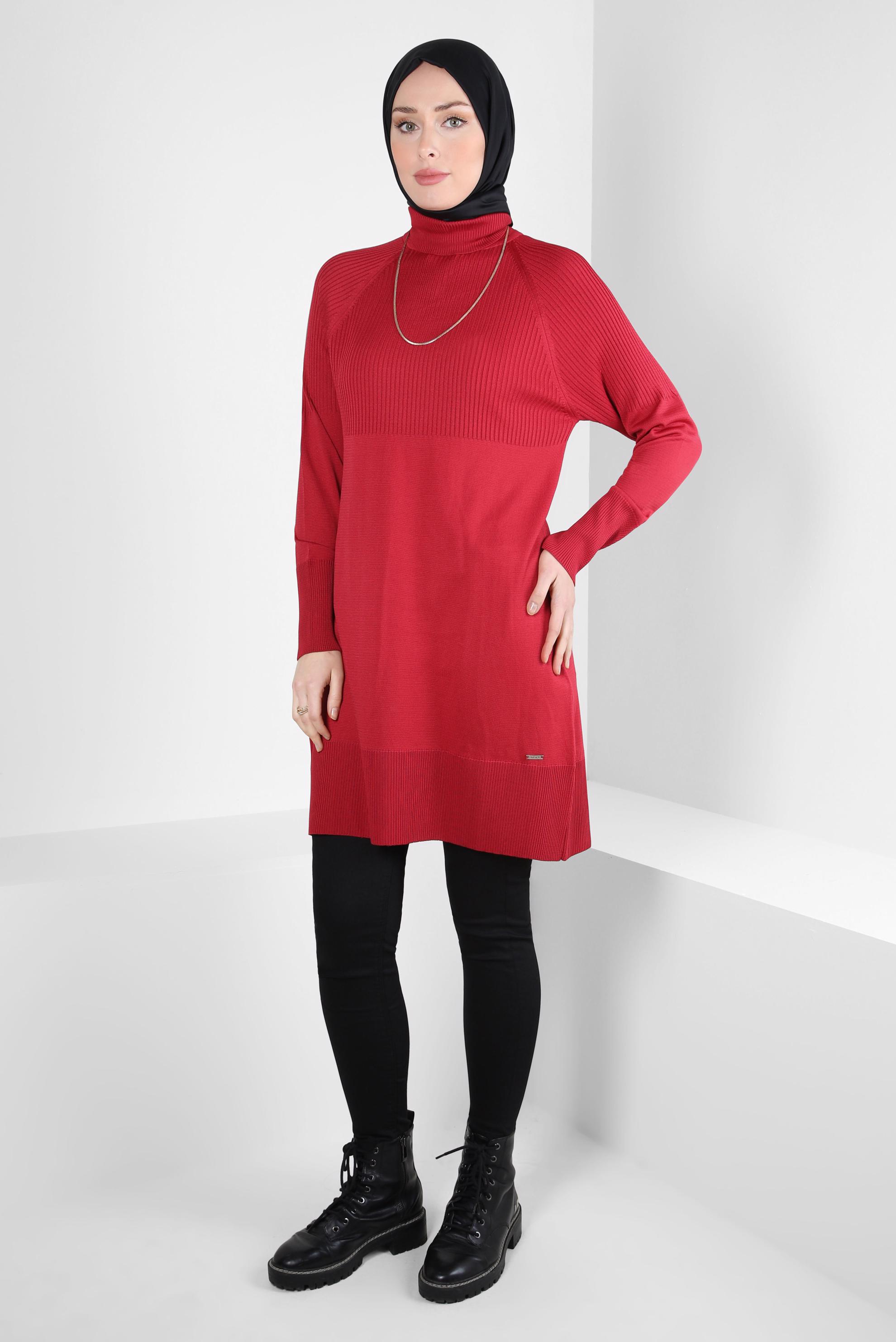 Tesettür giyim KIRMIZI BOĞAZLI YAKA TRİKO TUNİK 44056