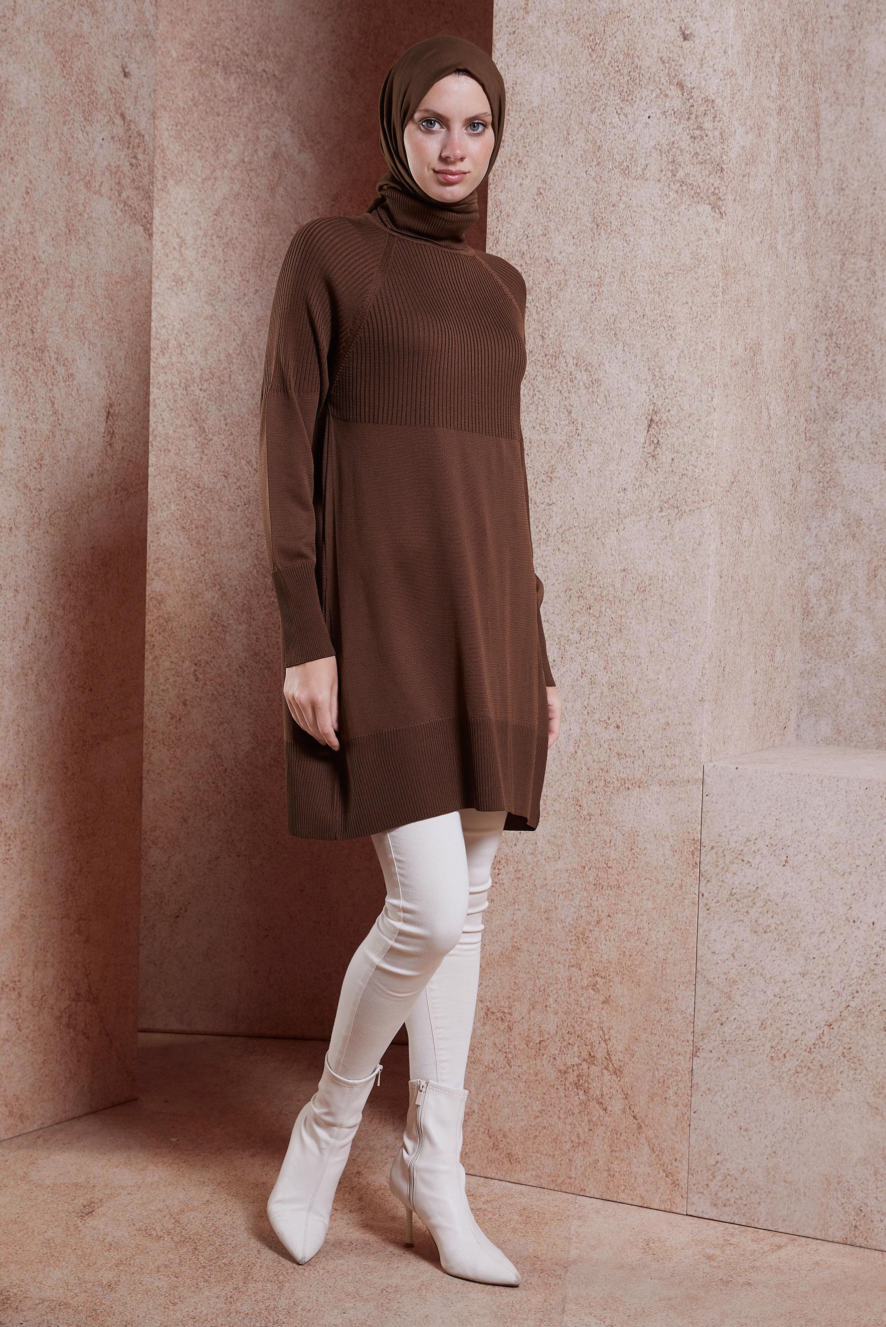 Tesettür giyim KAHVE BOĞAZLI YAKA TRİKO TUNİK 44056