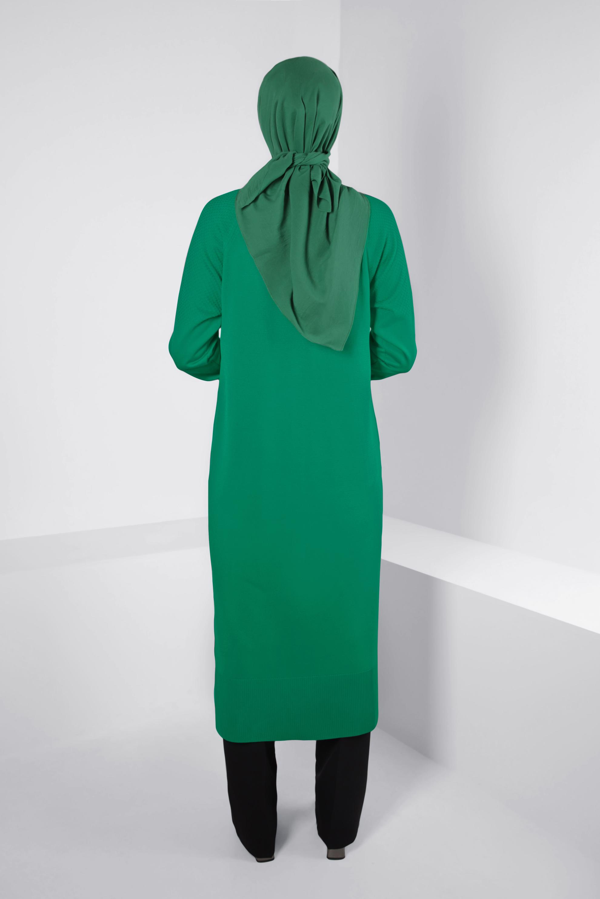 Tesettür giyim YEŞİL UZUN TRİKO TUNİK 44057